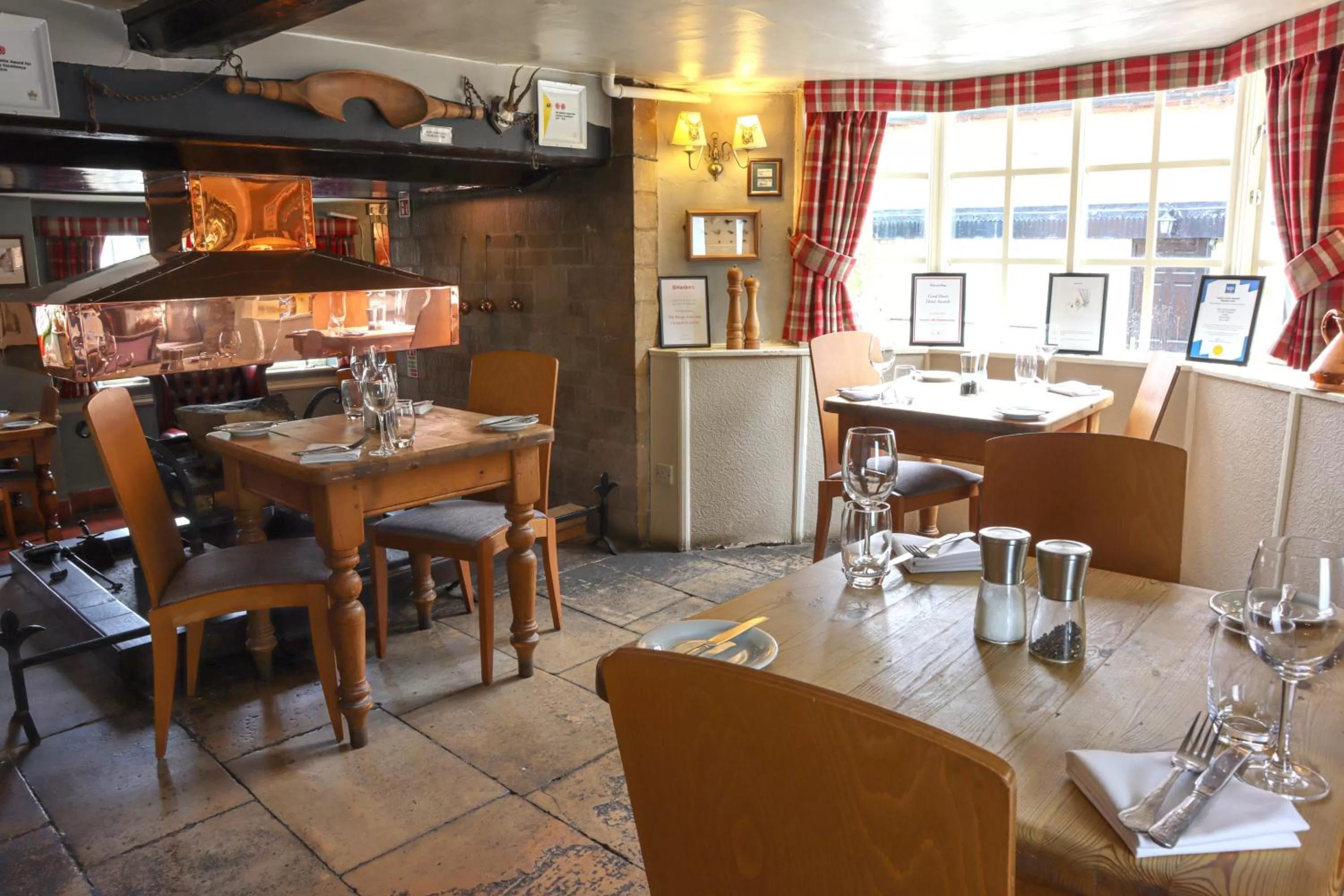 Restaurant/places to eat in The Kings Arms Inn