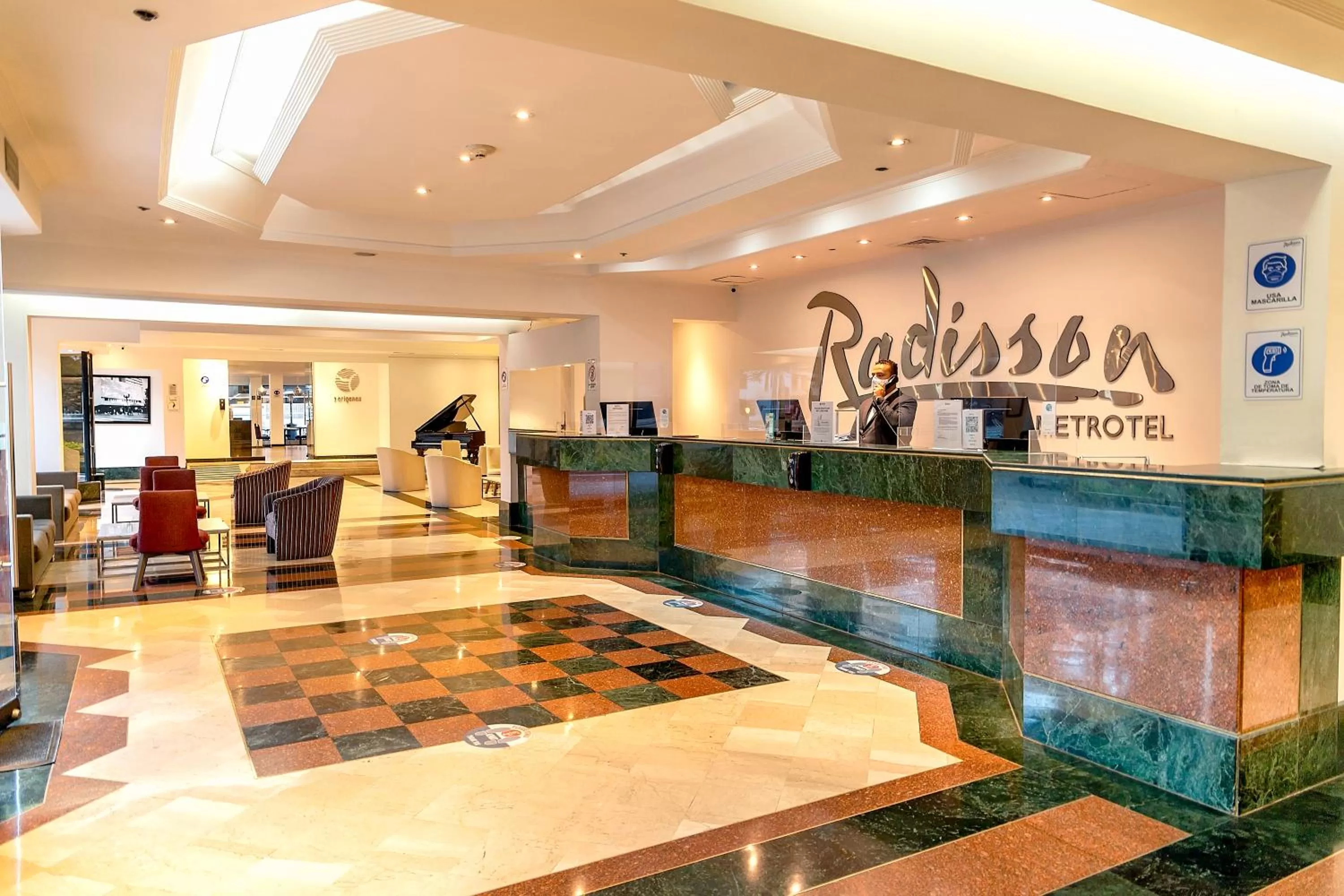 Property building in Radisson Bogota Metrotel