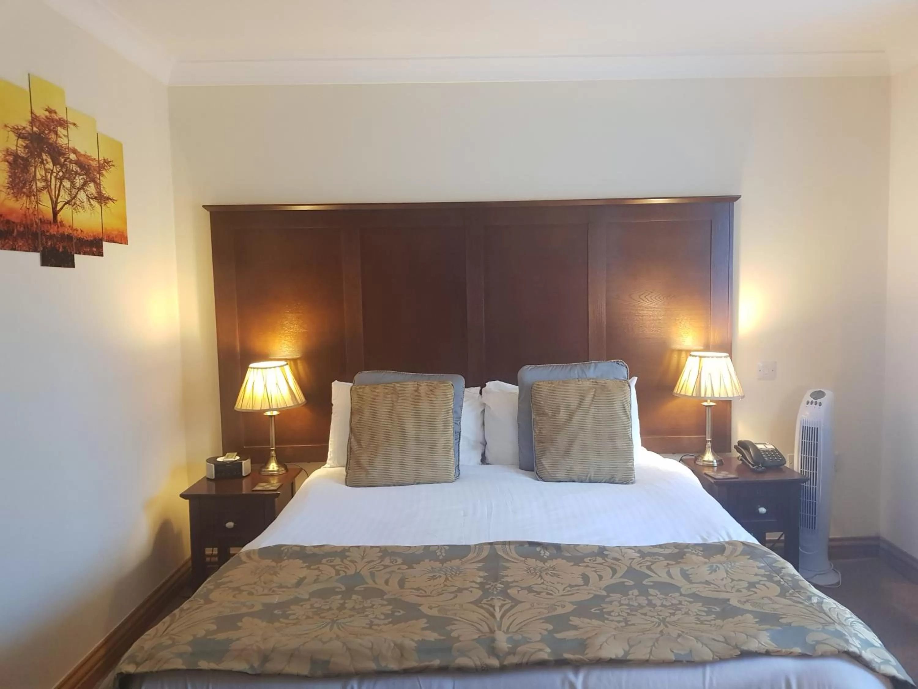 Bed in The Chetwynde Hotel