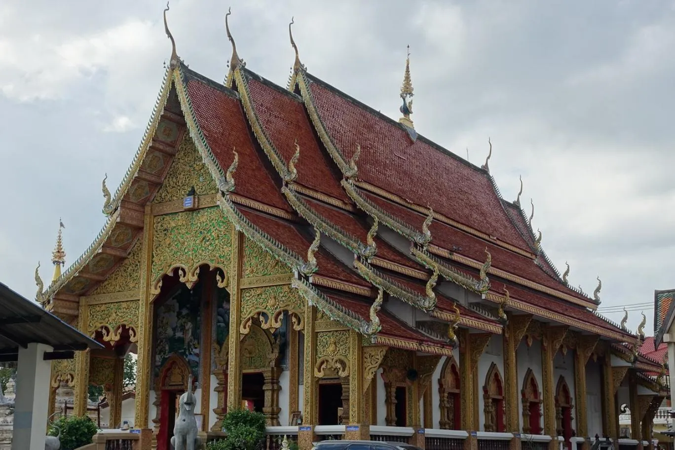 Neighbourhood in The Signature Hotel @ Thapae