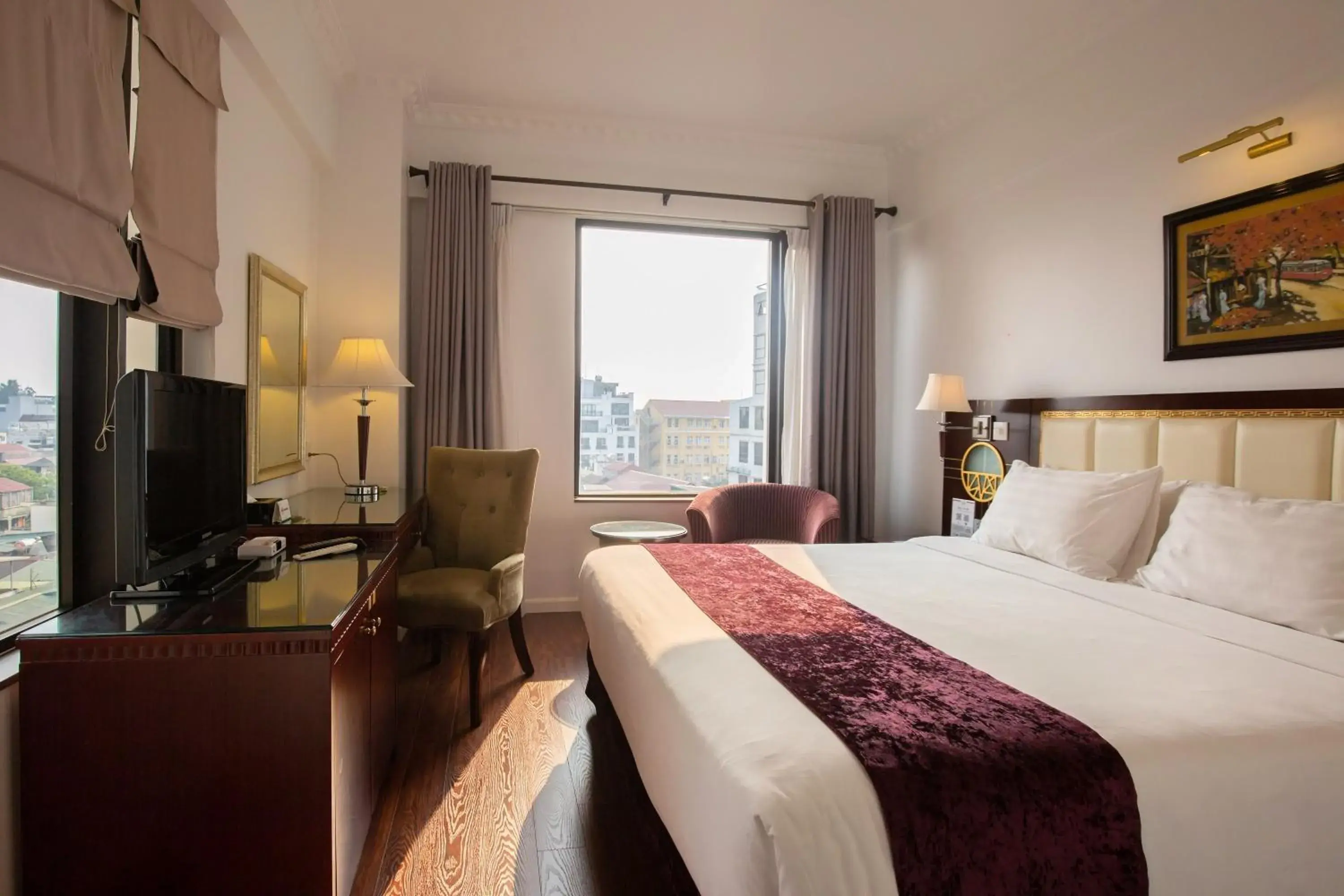 Deluxe Double Room in Flower Garden Hotel Deluxe Double Room in Flower Garden Hotel