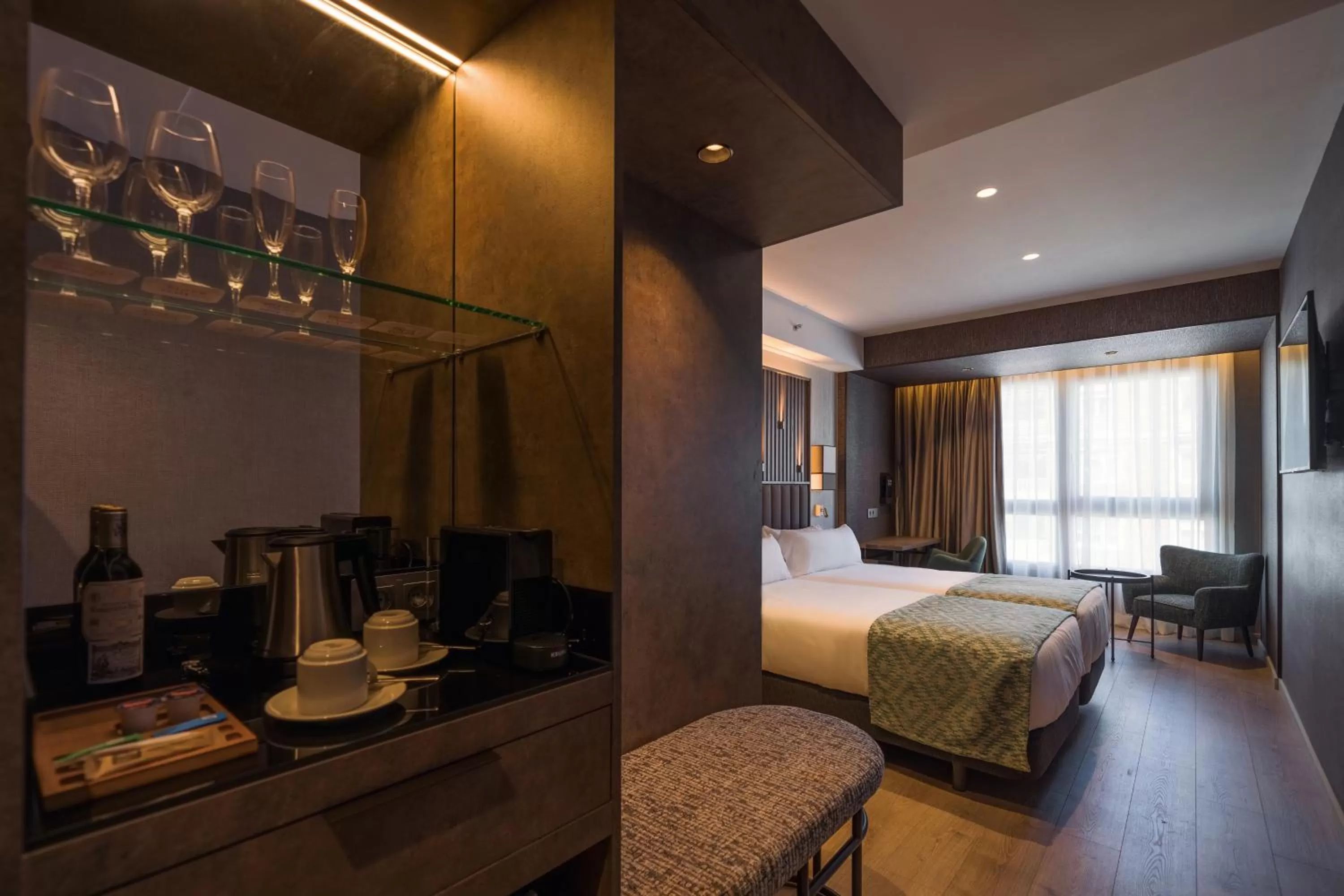 Coffee/tea facilities, Bed in Catalonia Gran Vía Bilbao