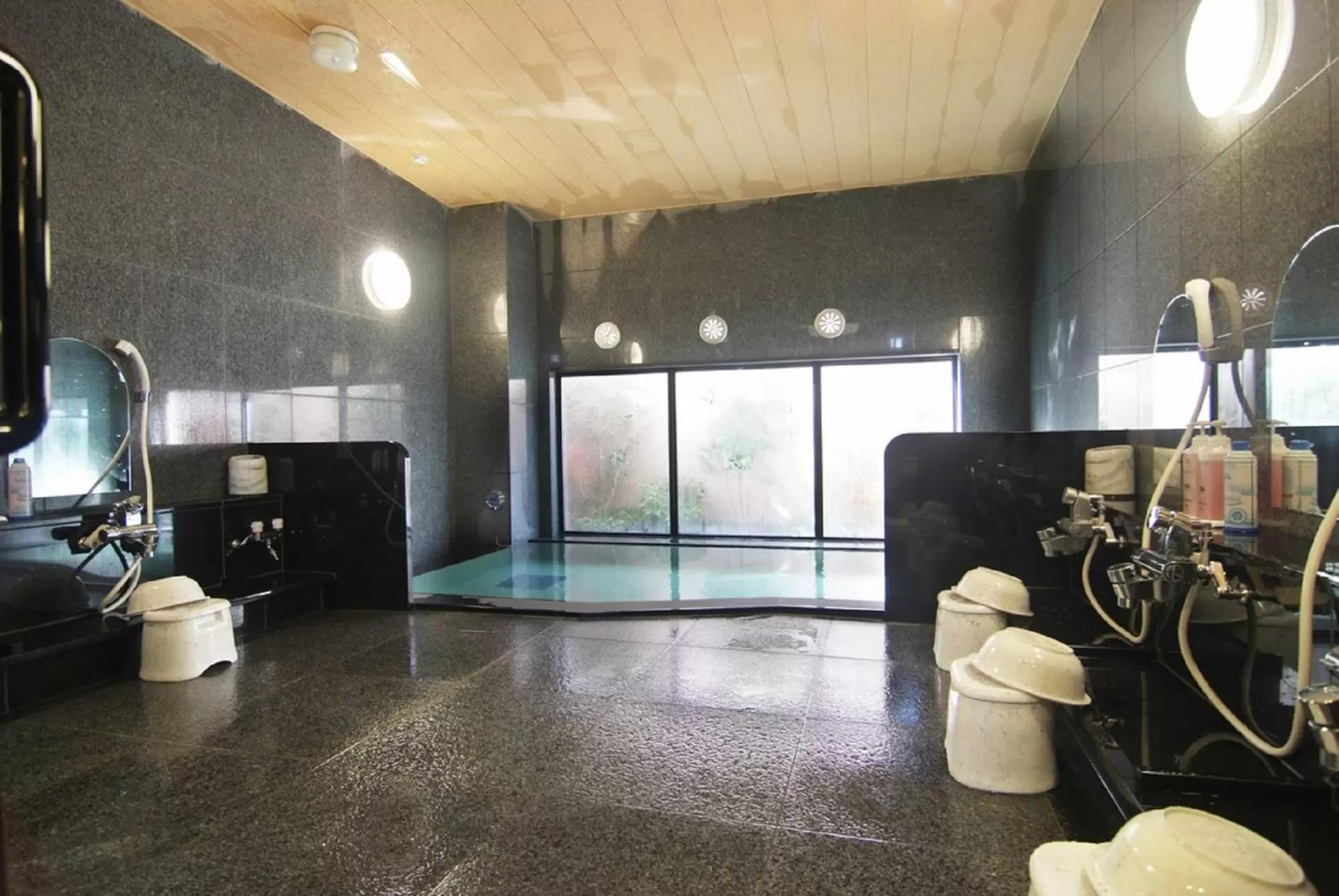 Public Bath in Hotel Route-Inn Toki