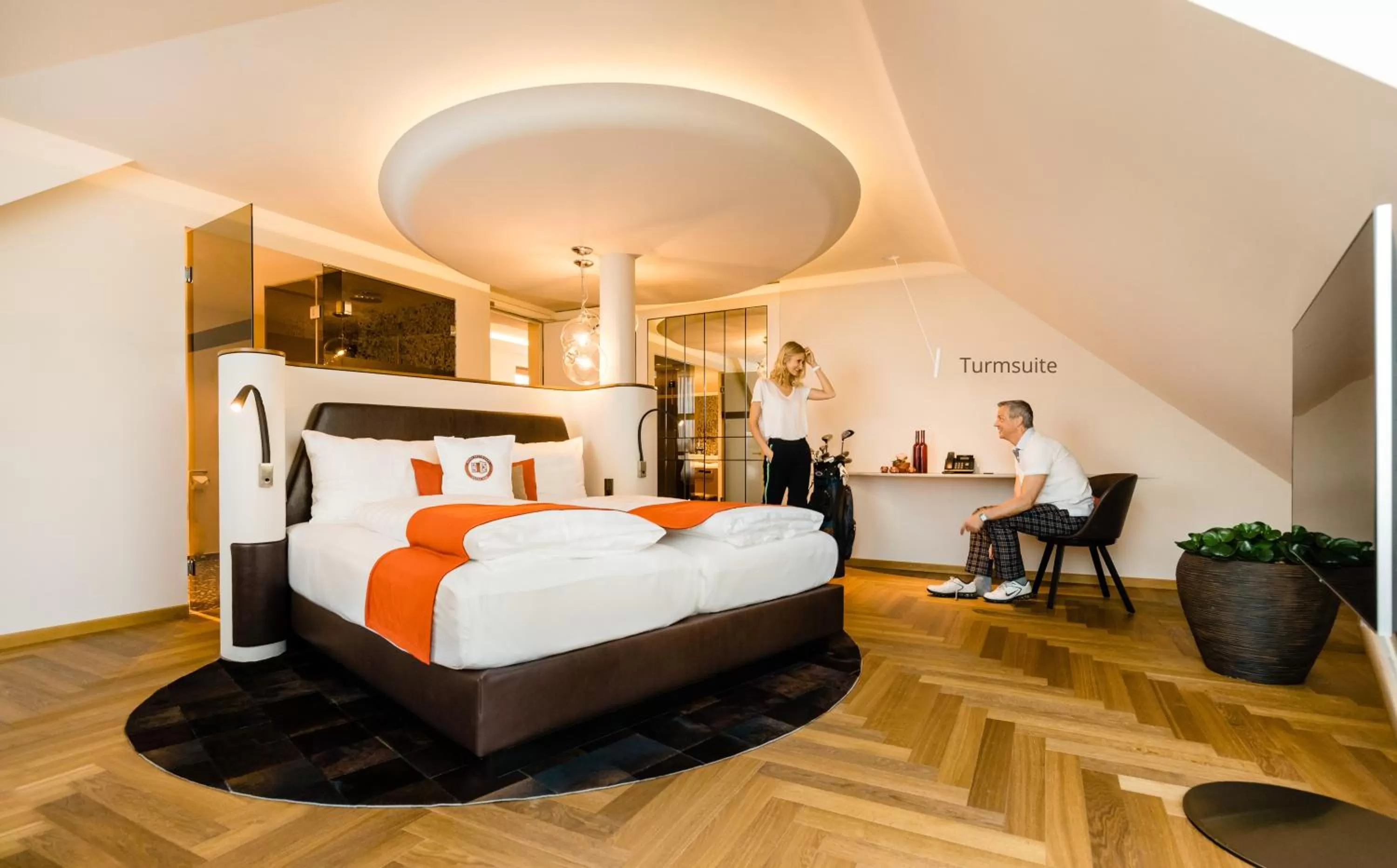 Bedroom, Bed in Hotel Neues Tor