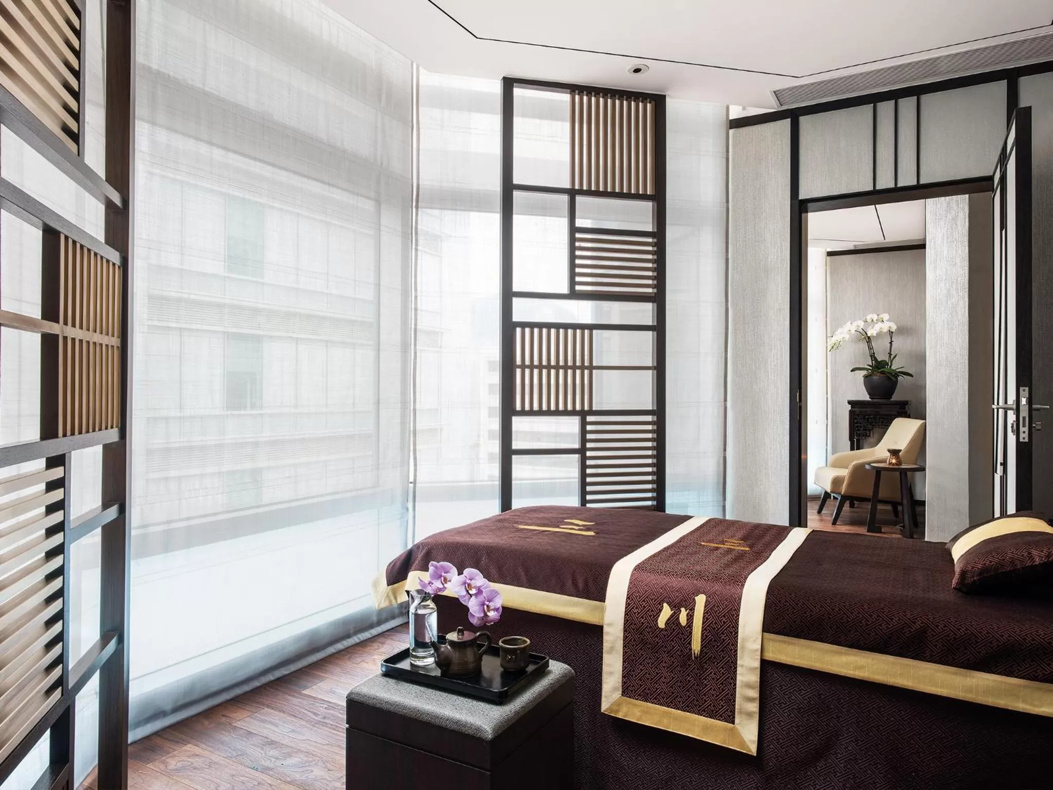 Massage, Bed in The Langham Hong Kong