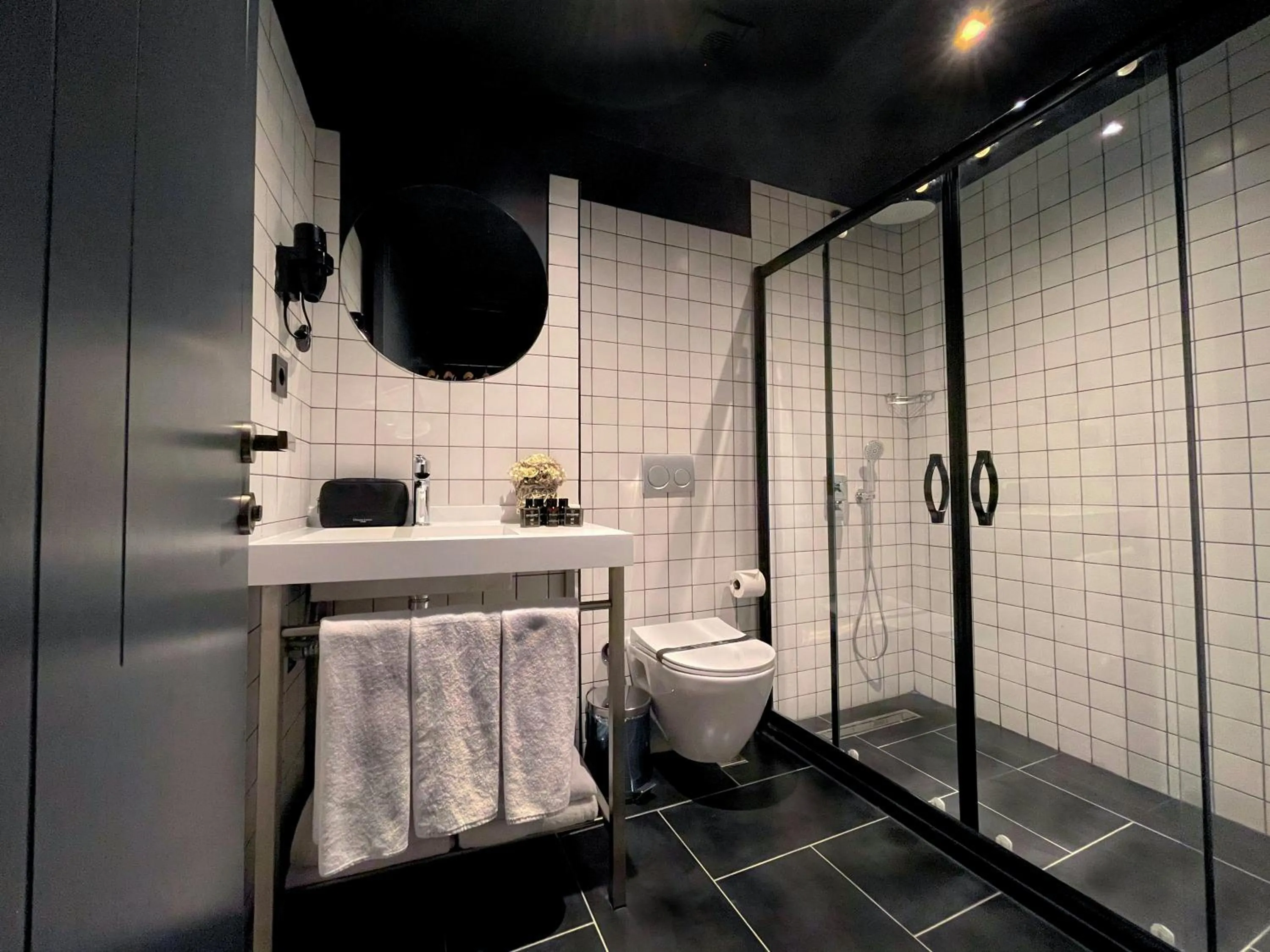 Bathroom in Weingart Istanbul