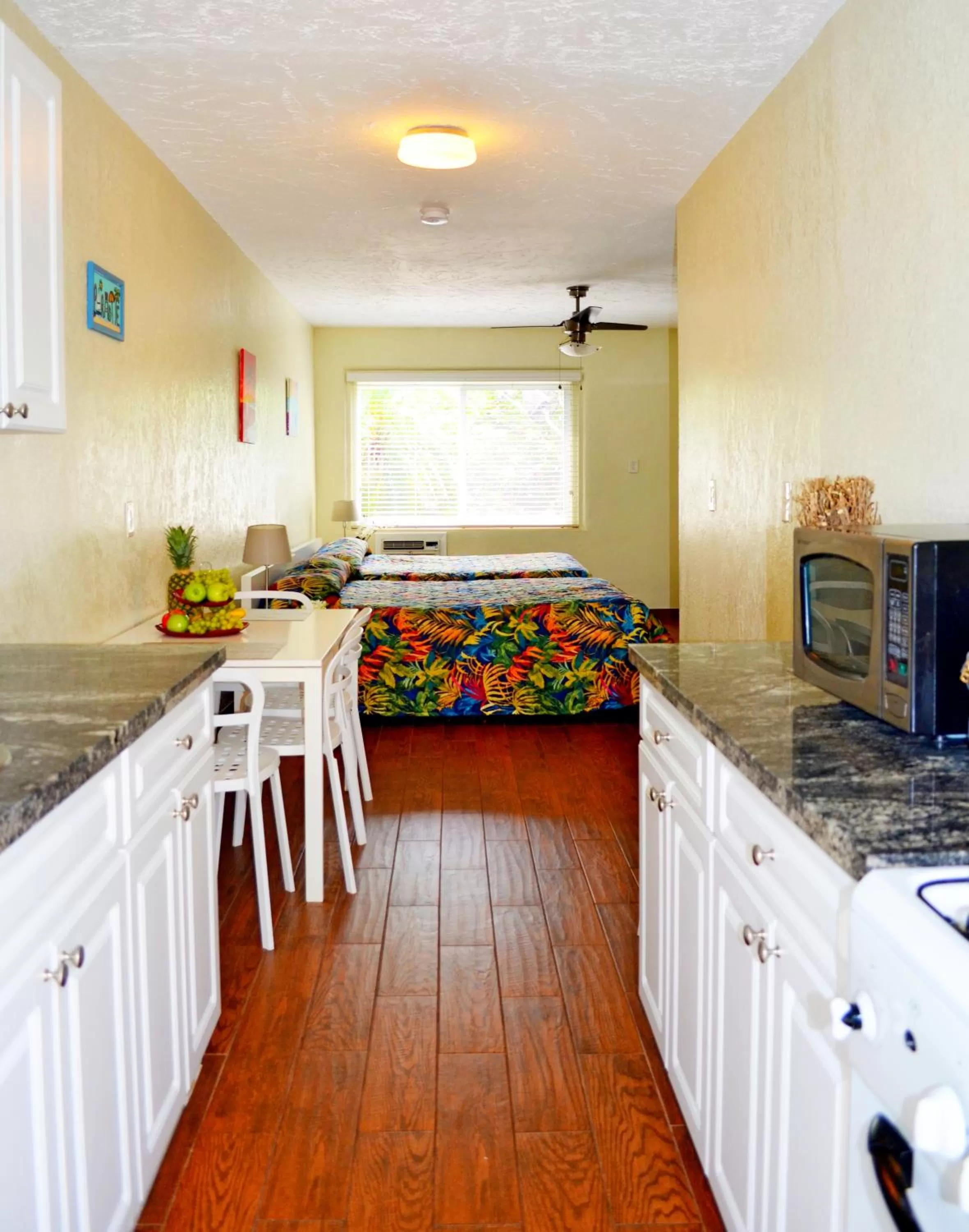 Kitchen or kitchenette in Ocean Drive Villas