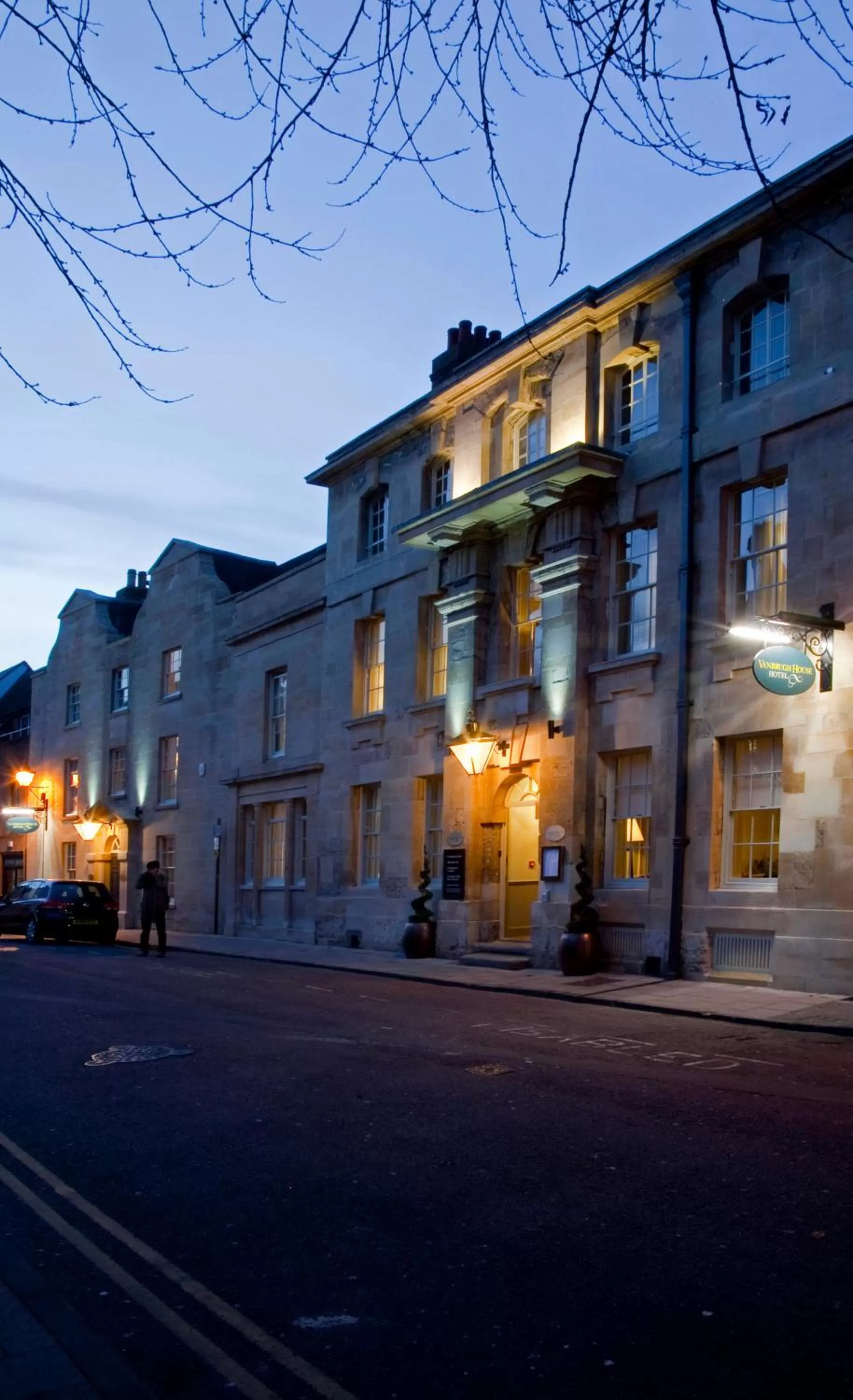 Facade/entrance in Vanbrugh House Hotel