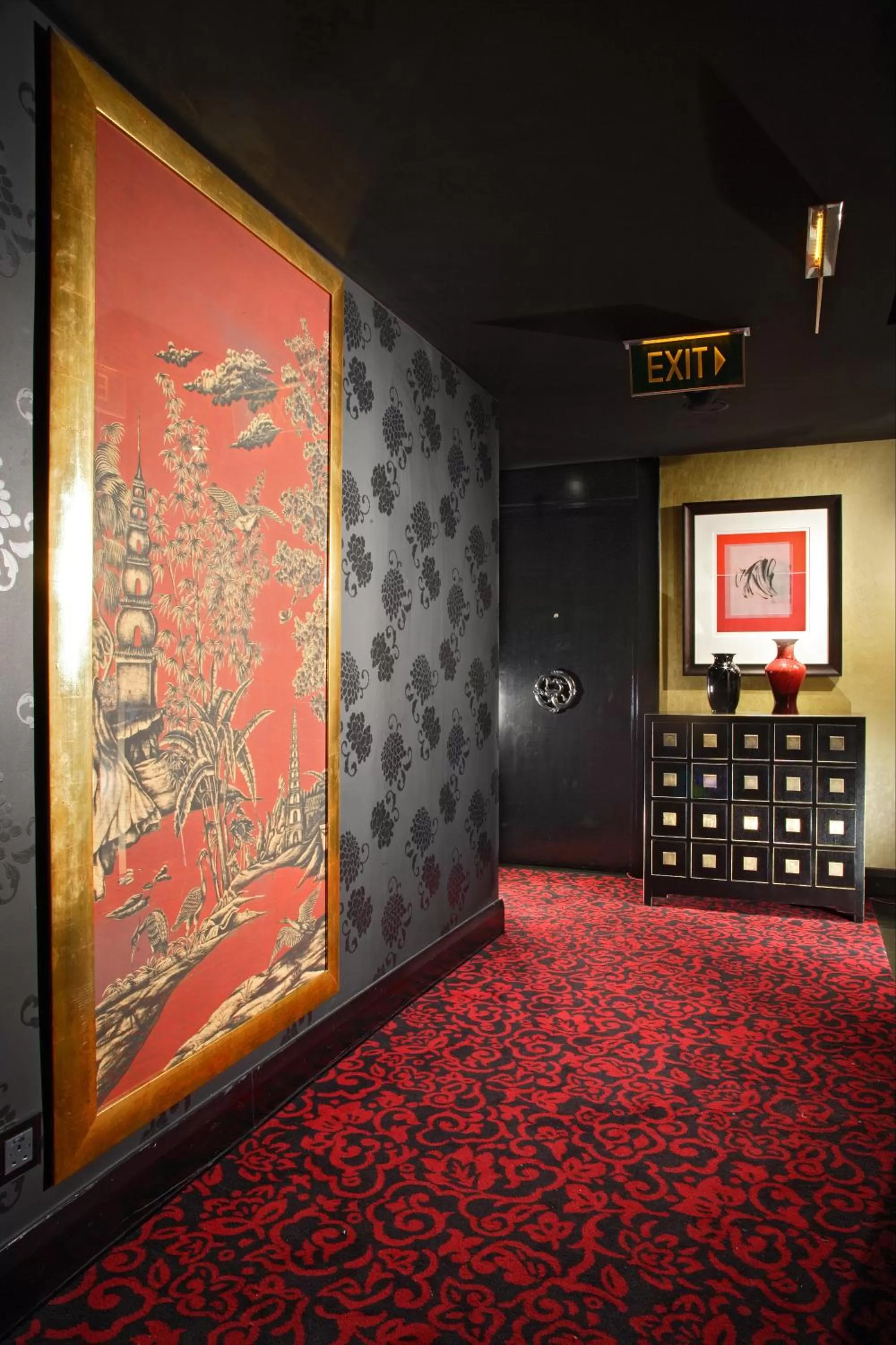 Decorative detail in Orchard Hotel Singapore