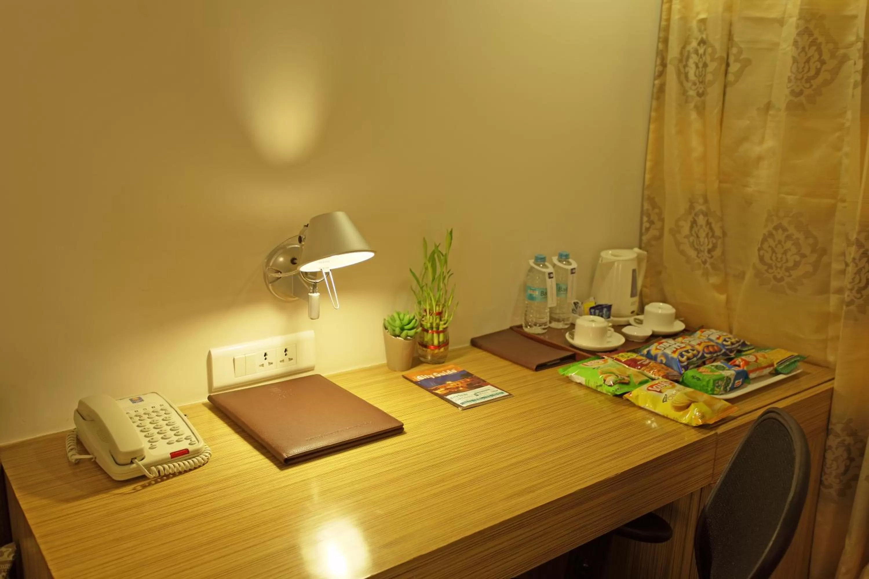 Communal lounge/ TV room in Comfort Inn Legacy