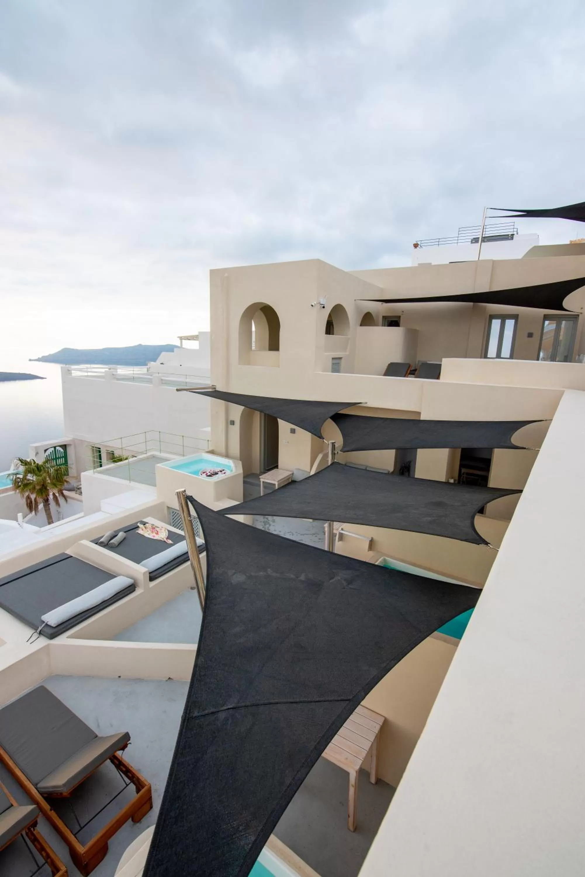 Property building in Caldera Cliff Illusion