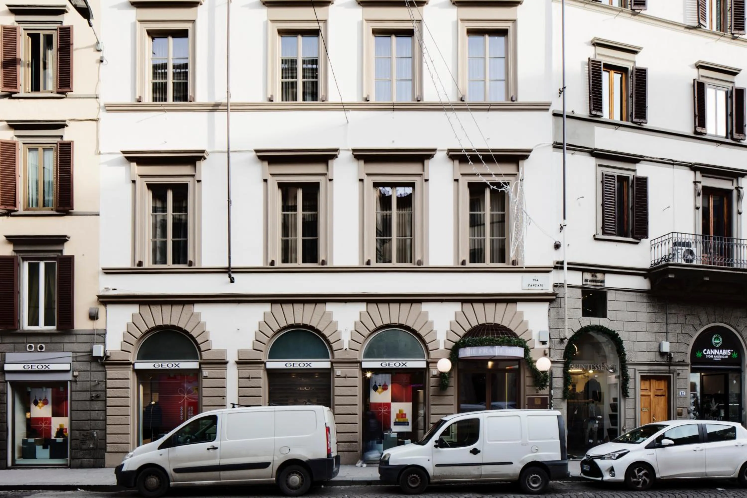 Facade/entrance in The Frame Hotel