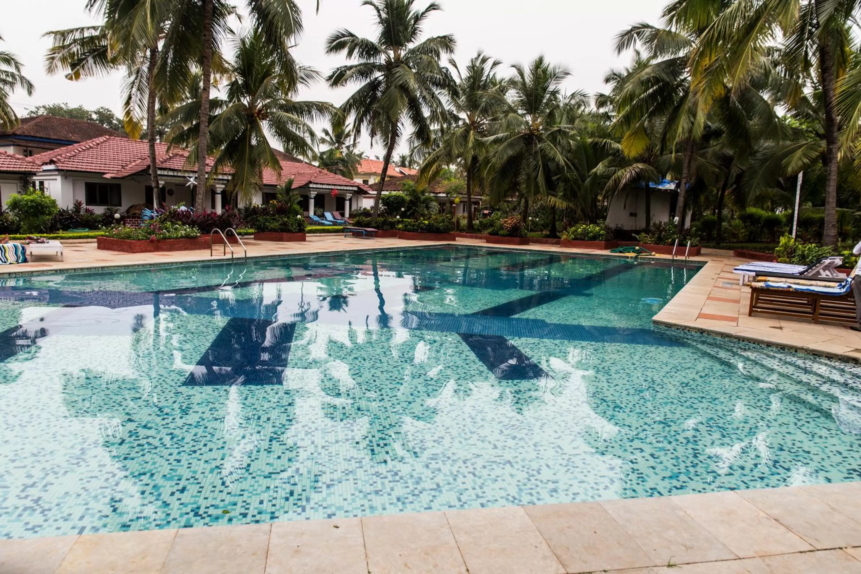 Swimming pool in Shikara Beach Resort