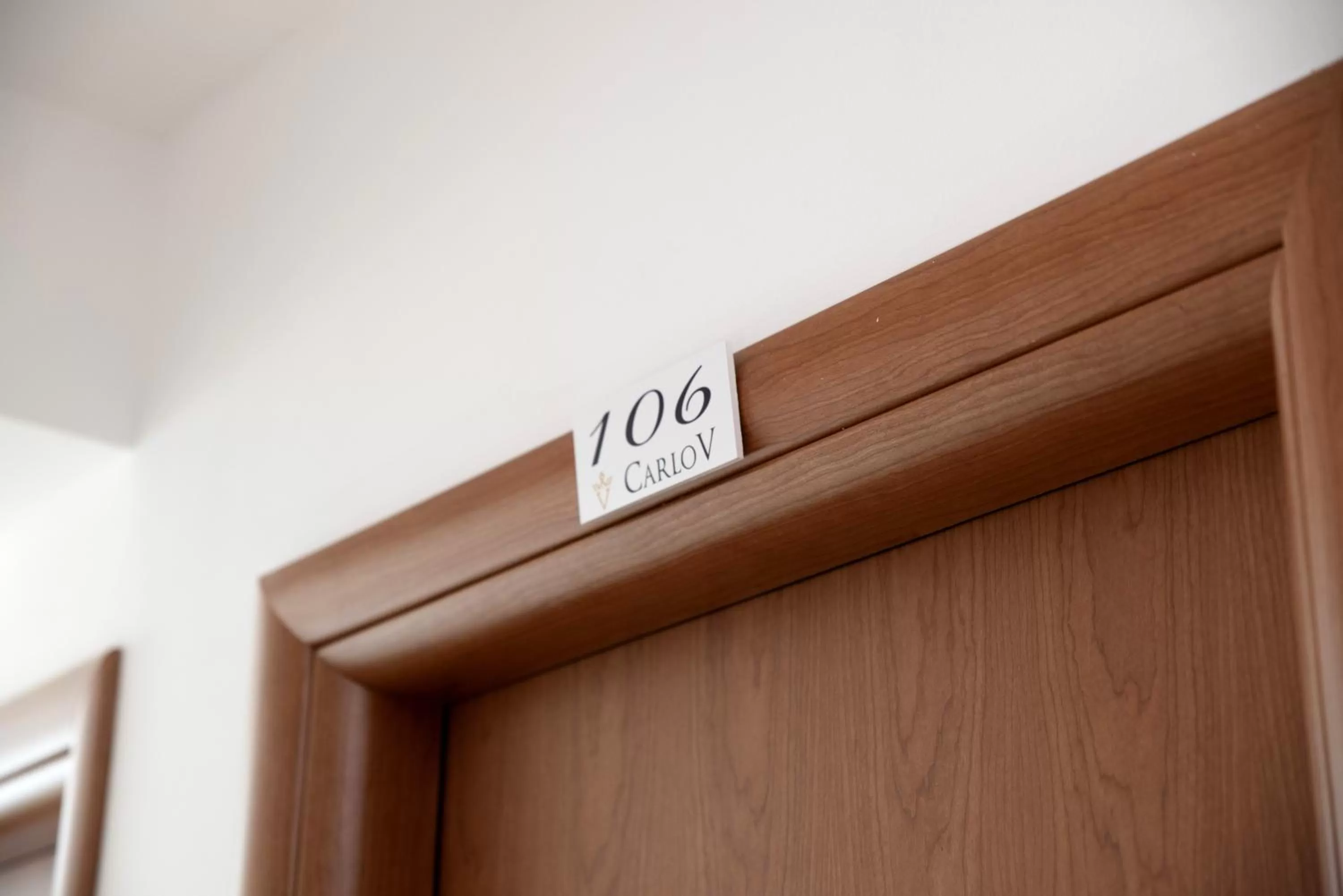 Carlo V - Holiday Rooms