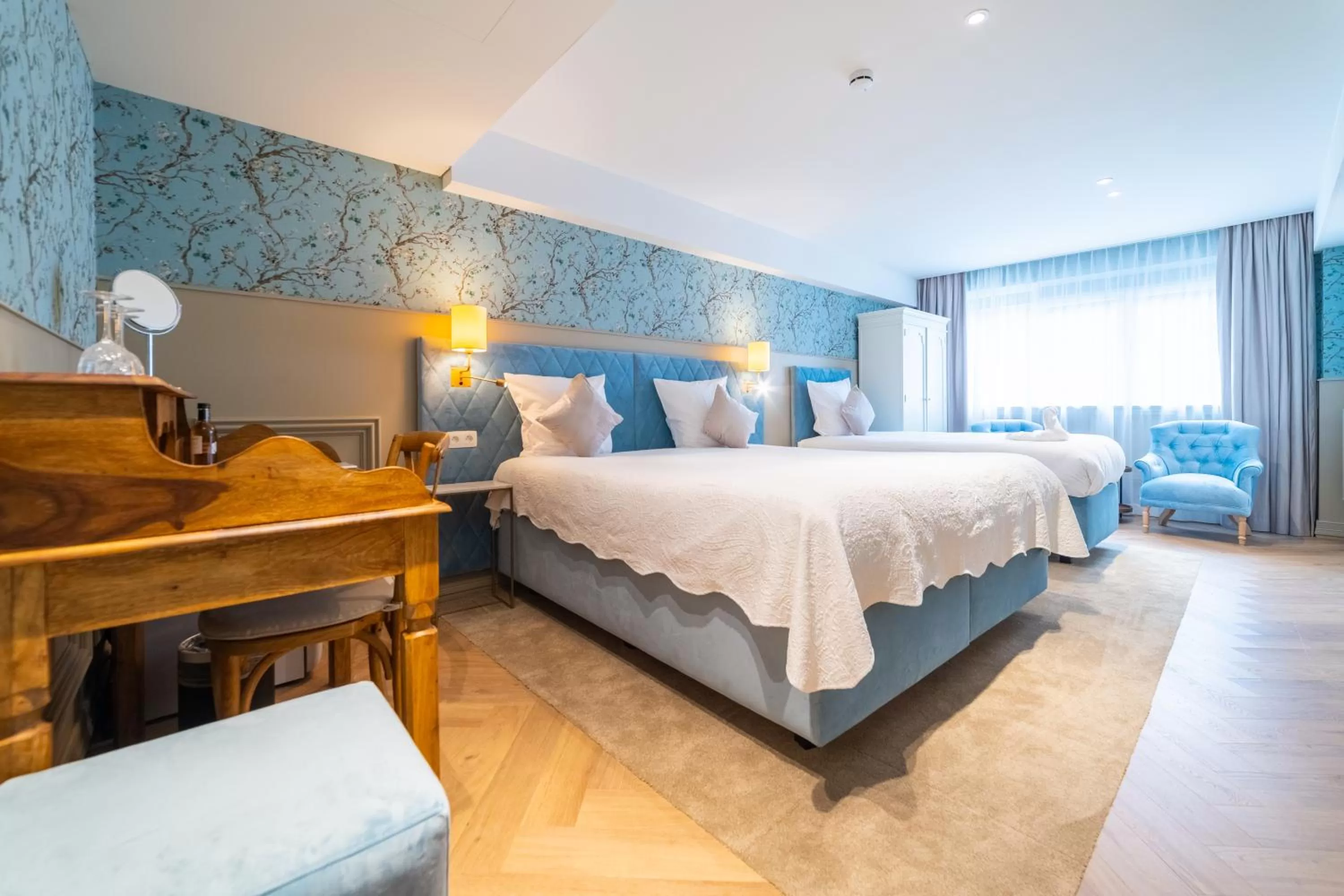 Photo of the whole room, Bed in Grand Hotel Normandy by CW Hotel Collection