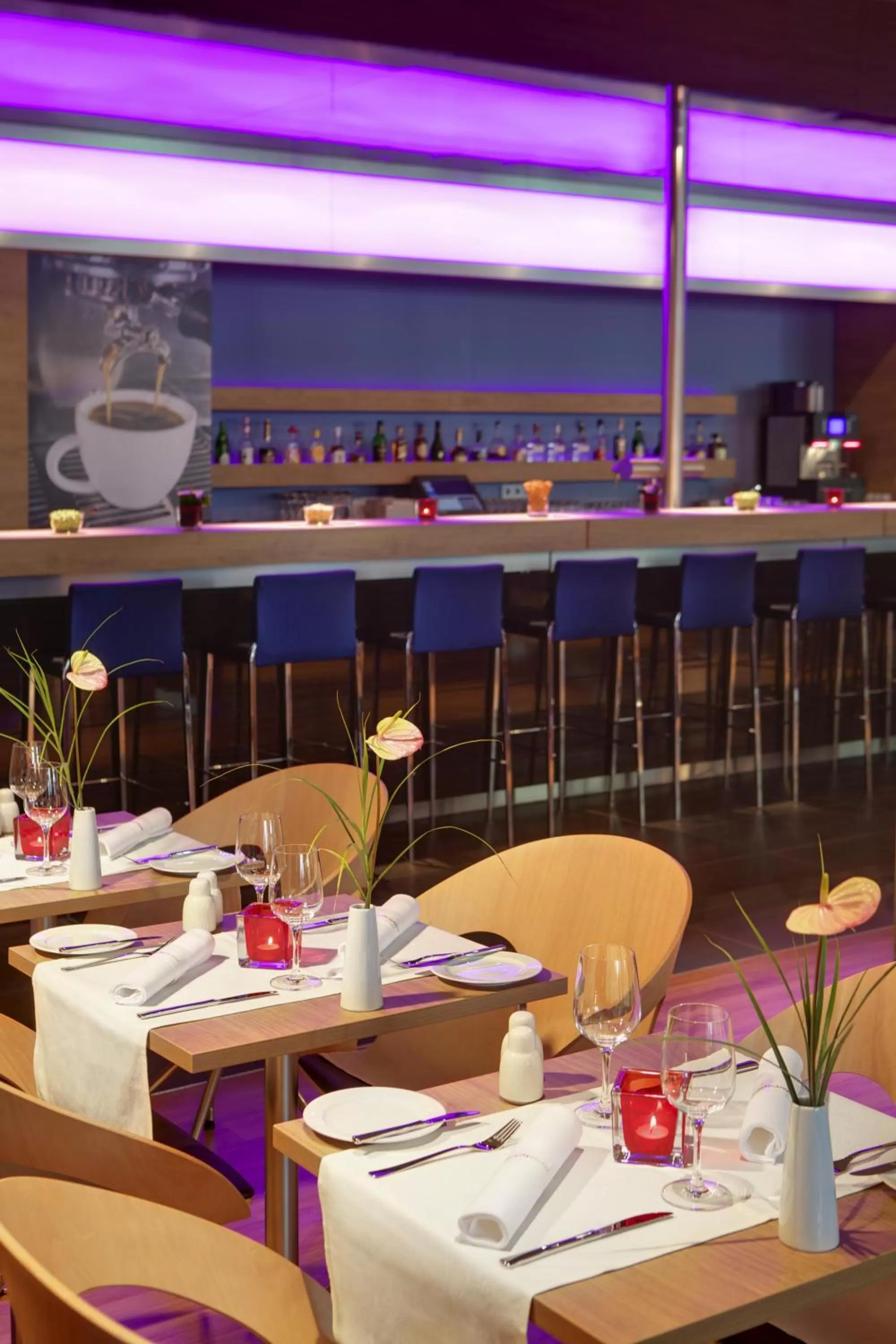 Restaurant/places to eat in IntercityHotel Bonn