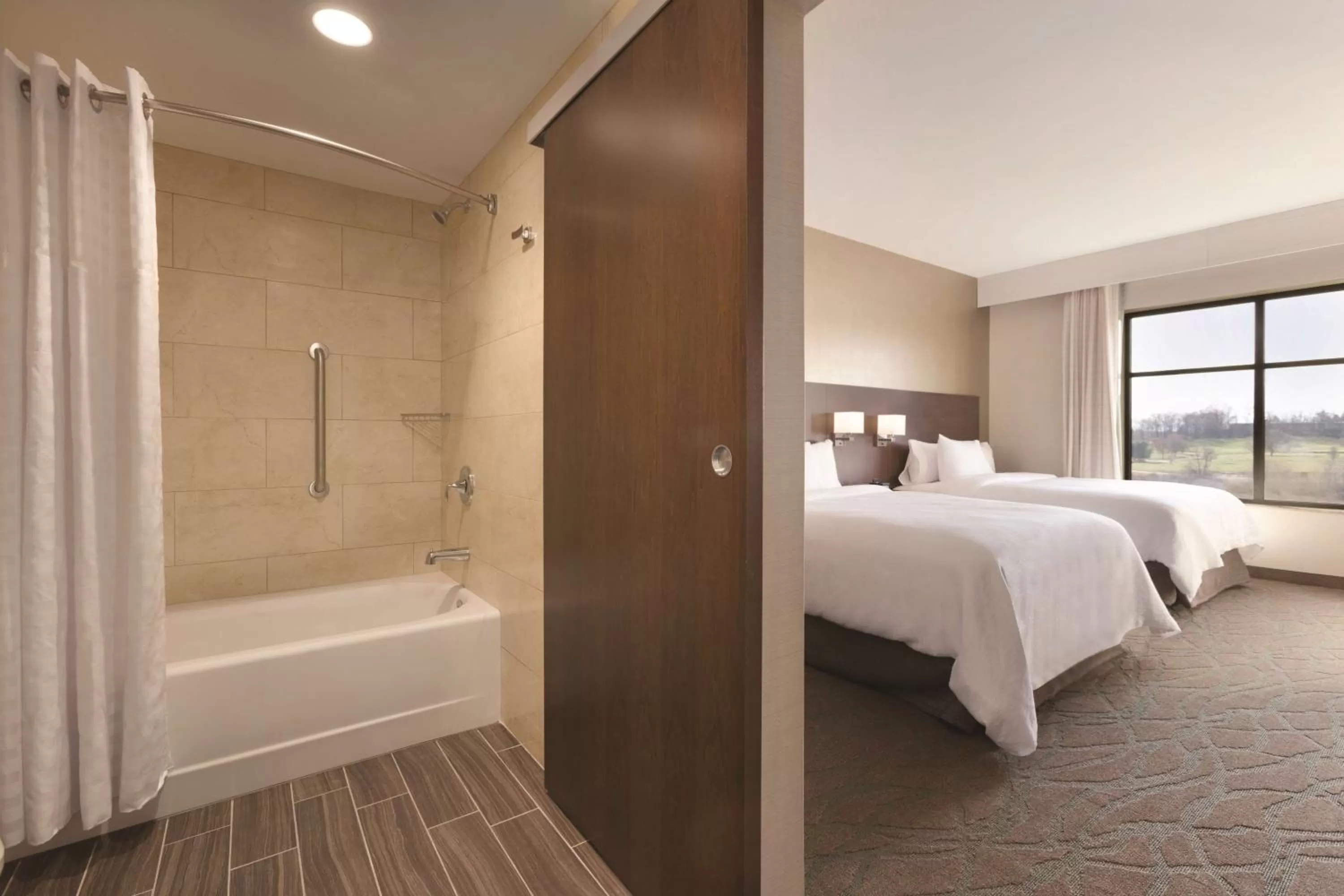 Bathroom, Bed in Embassy Suites by Hilton Akron Canton Airport