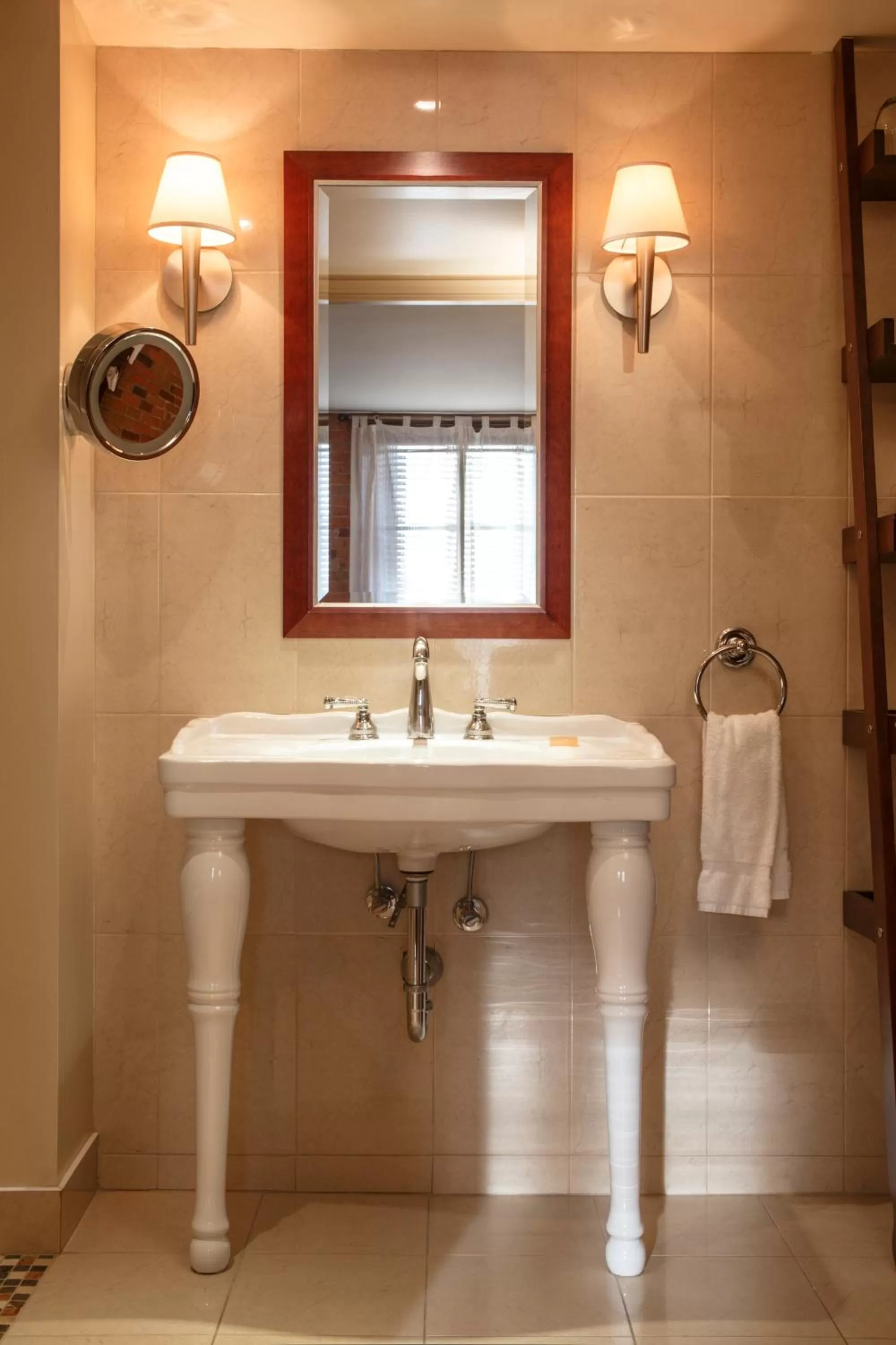 Bathroom in Hotel Nelligan