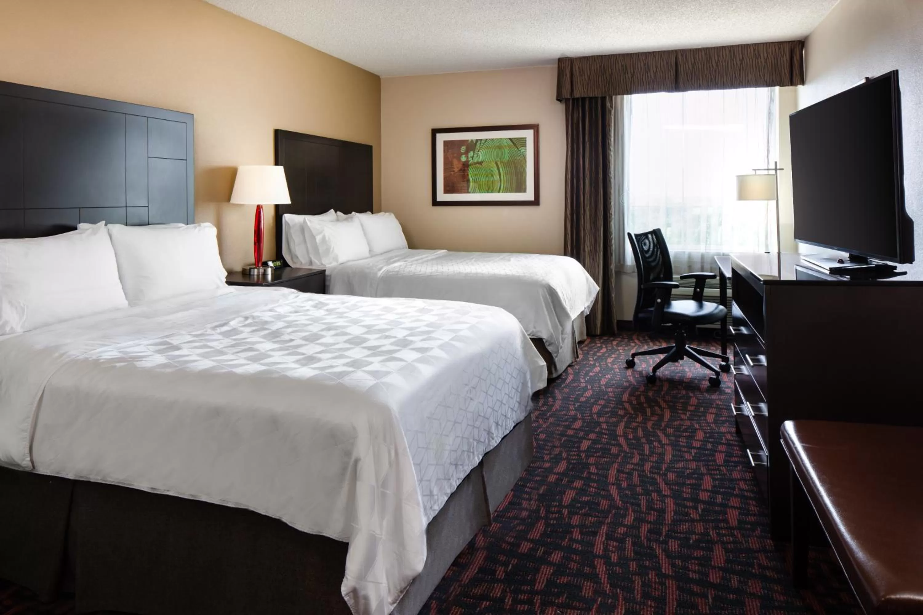 Photo of the whole room, Bed in Holiday Inn Wichita East I-35 by IHG
