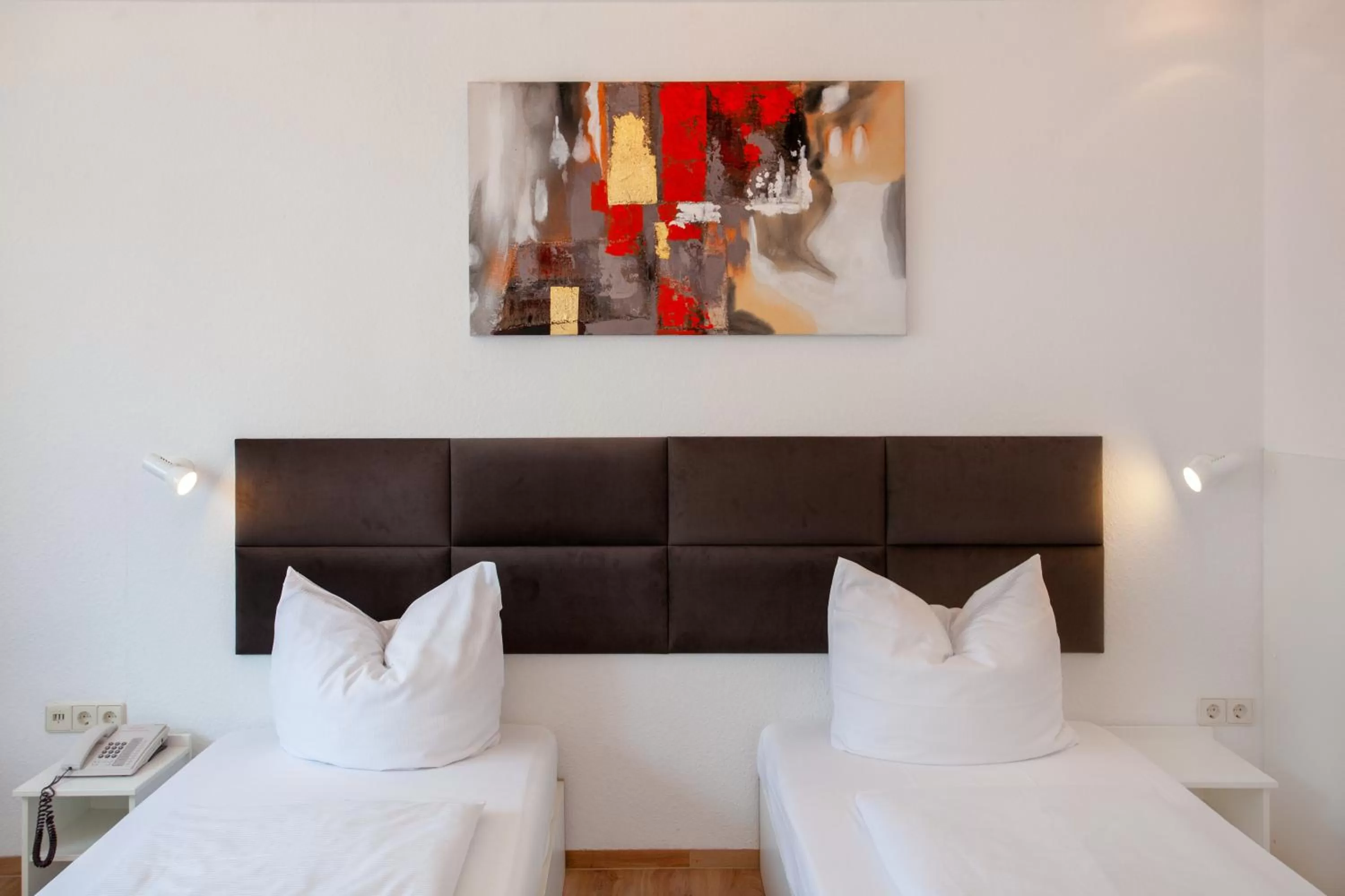 Bedroom, Bed in Relax Hotel & SPA Stuttgart