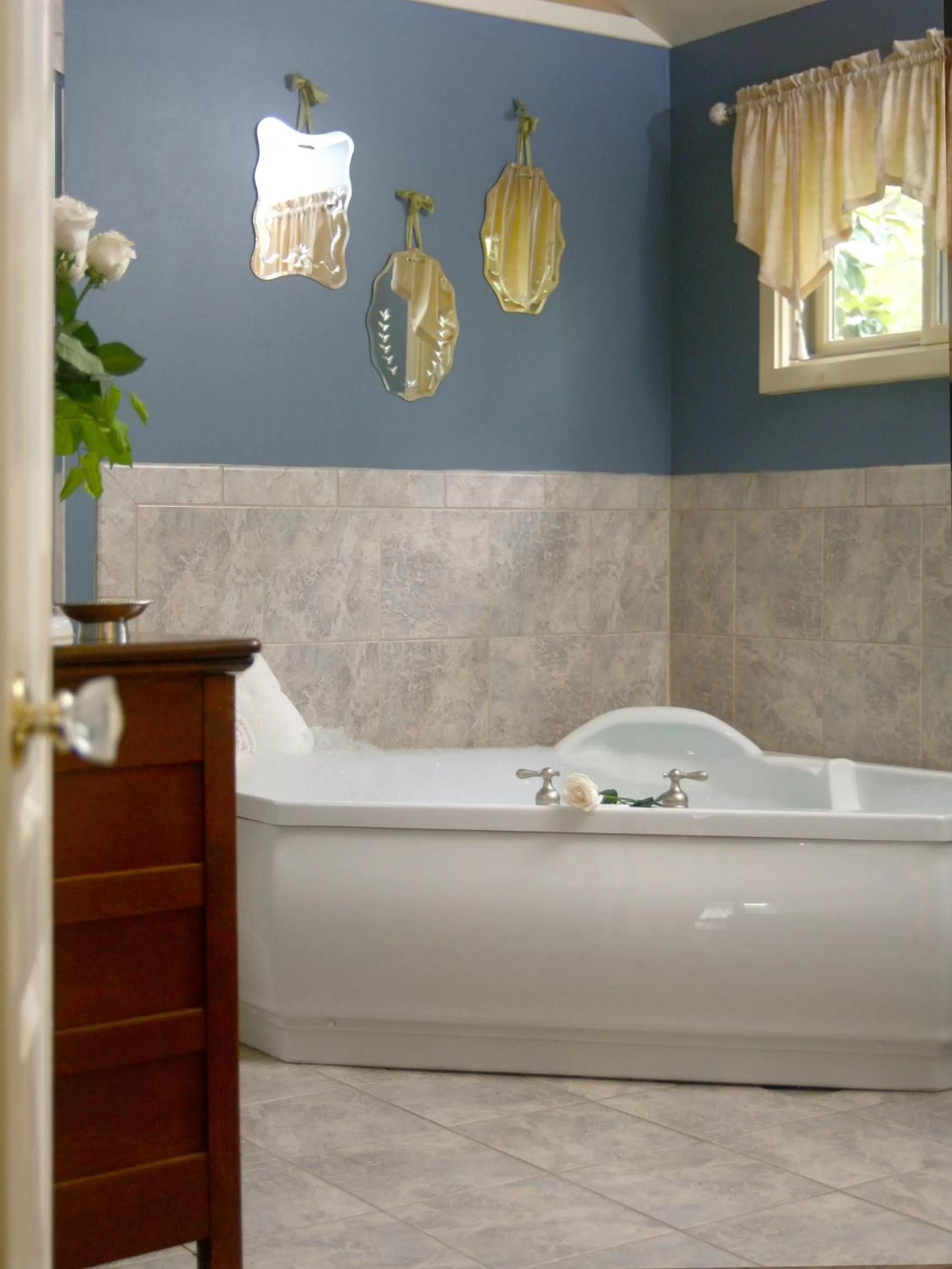 Bathroom in Heartstone Inn