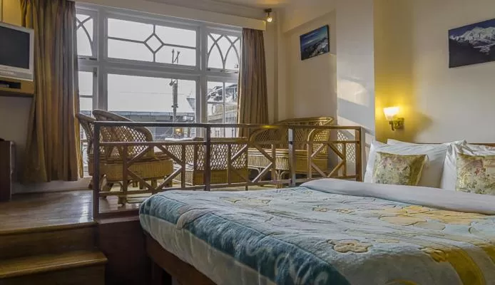 Photo of the whole room, Bed in Hotel Shangrila Regency