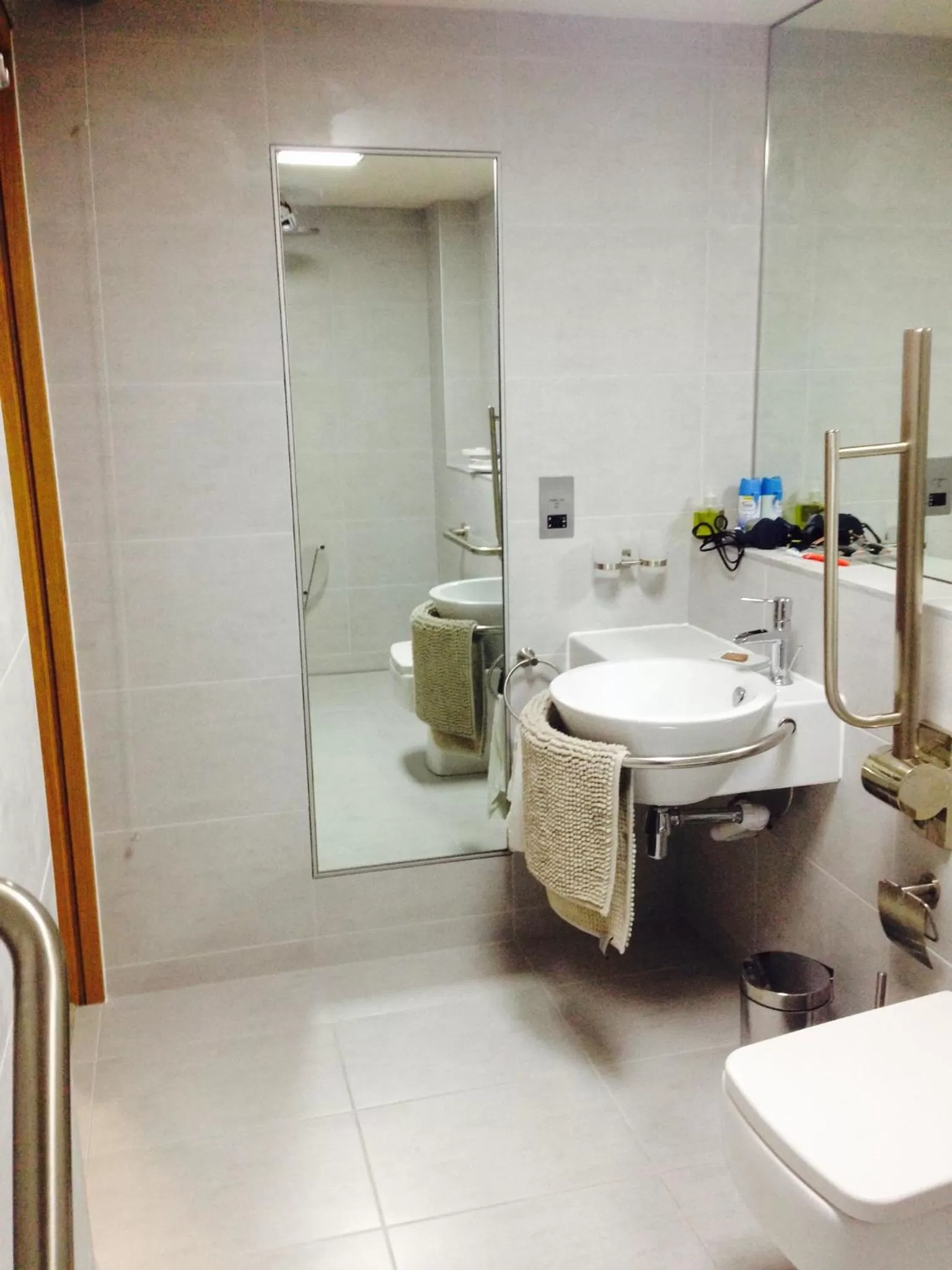 Bathroom in York Aparthotel