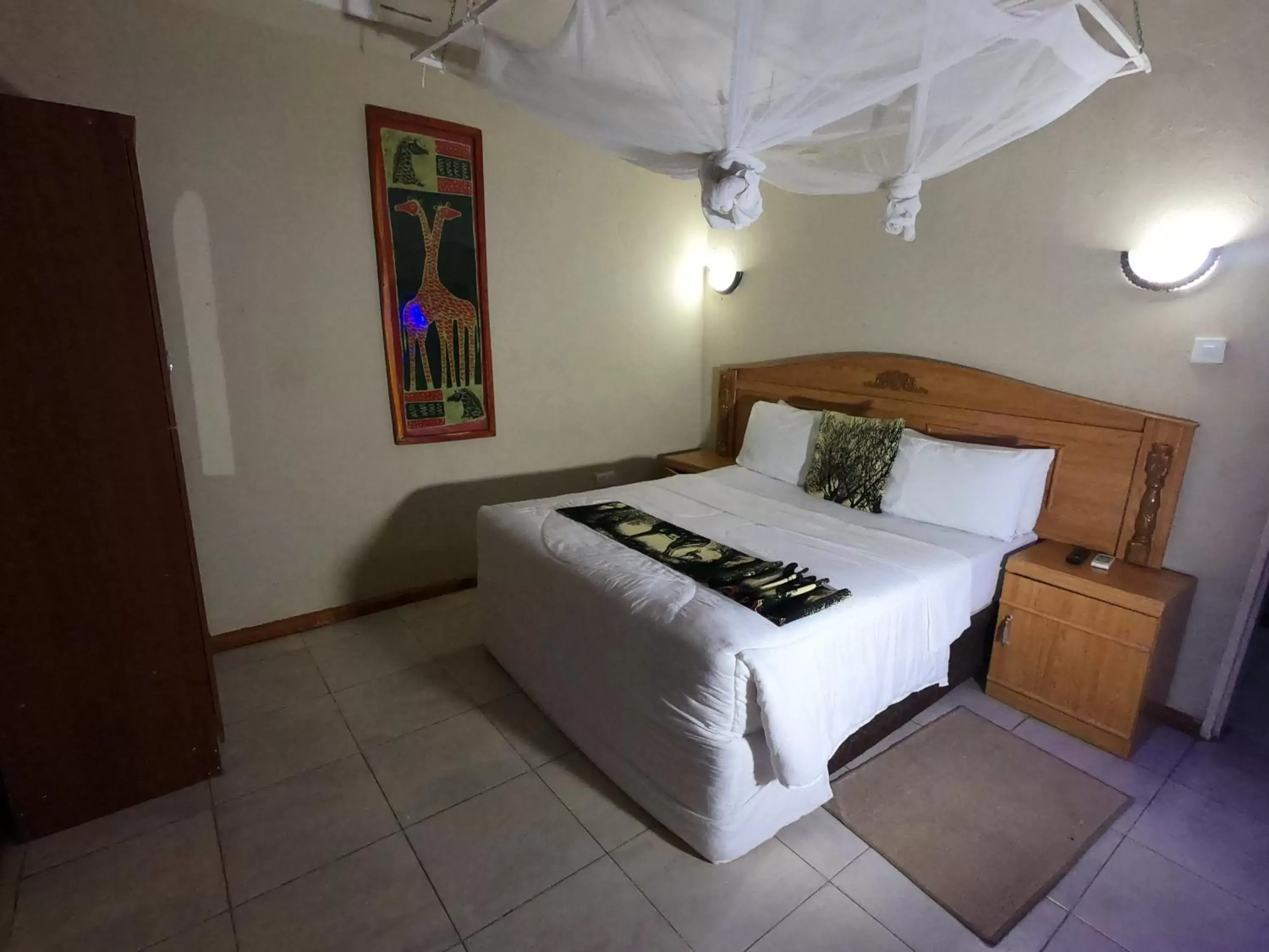 Economy Double Room in Golden Days Lodge Economy Double Room in Golden Days Lodge