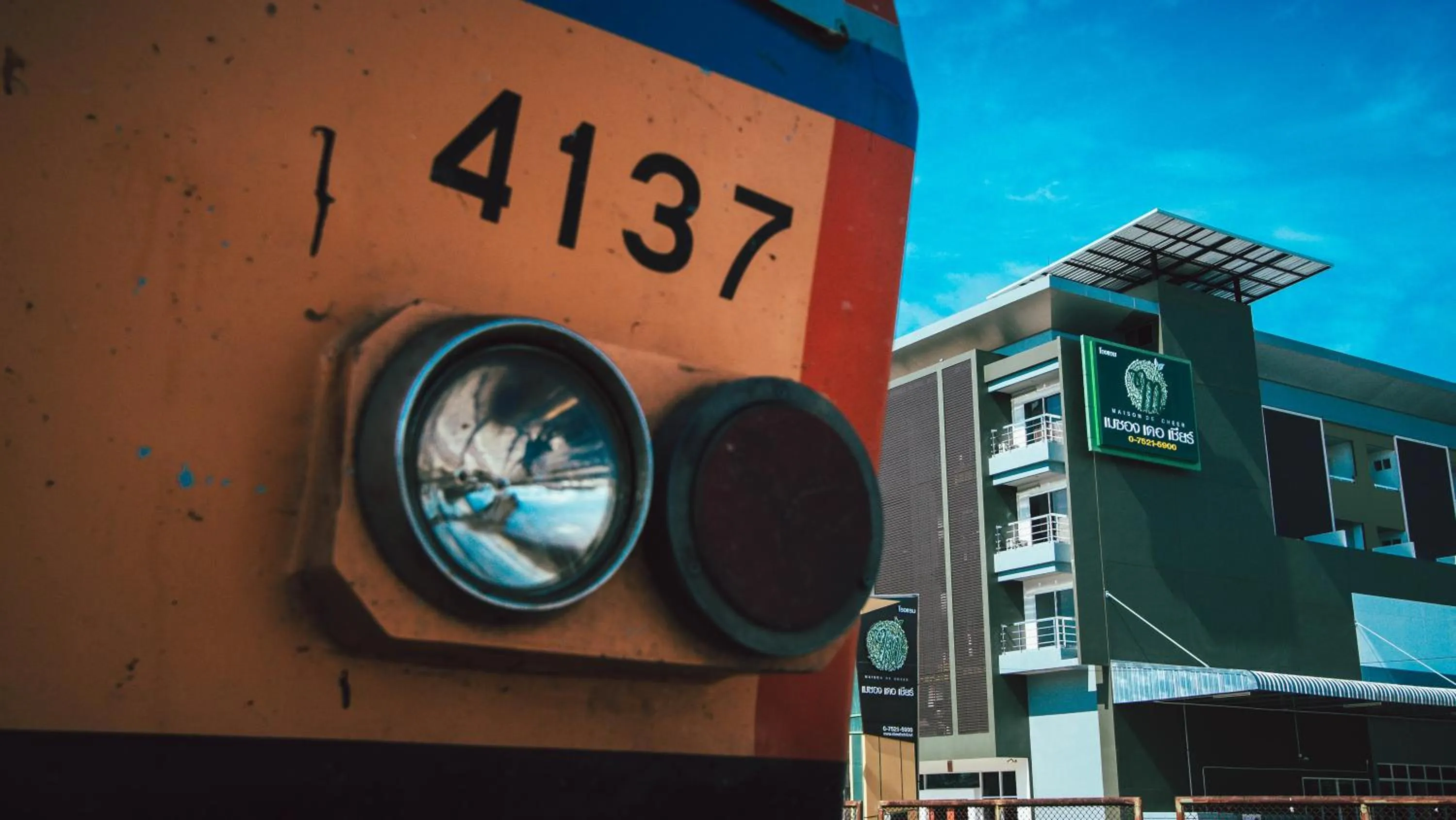 Property building in Maison de Cheer