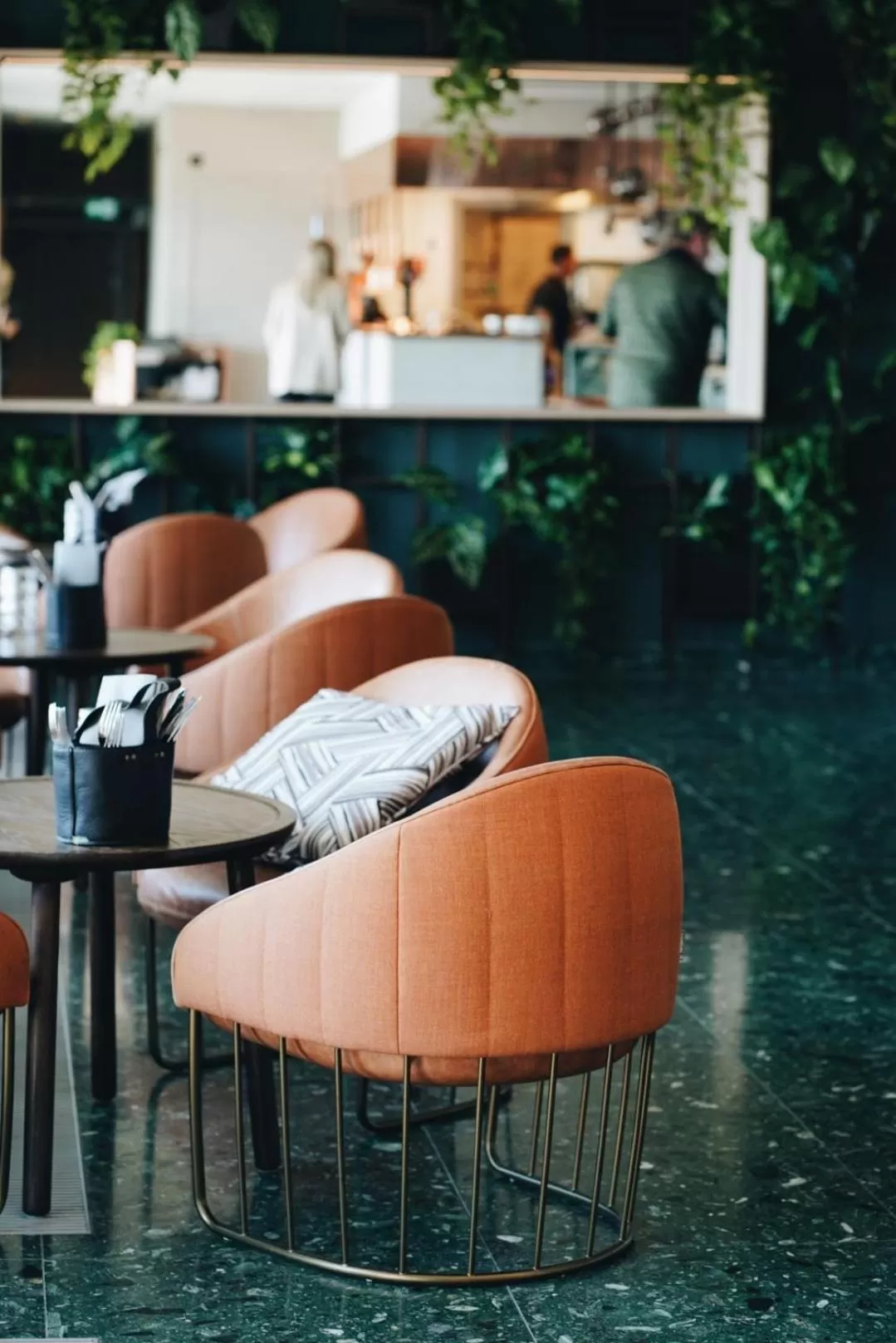 Restaurant/places to eat in Clarion Hotel Sea U