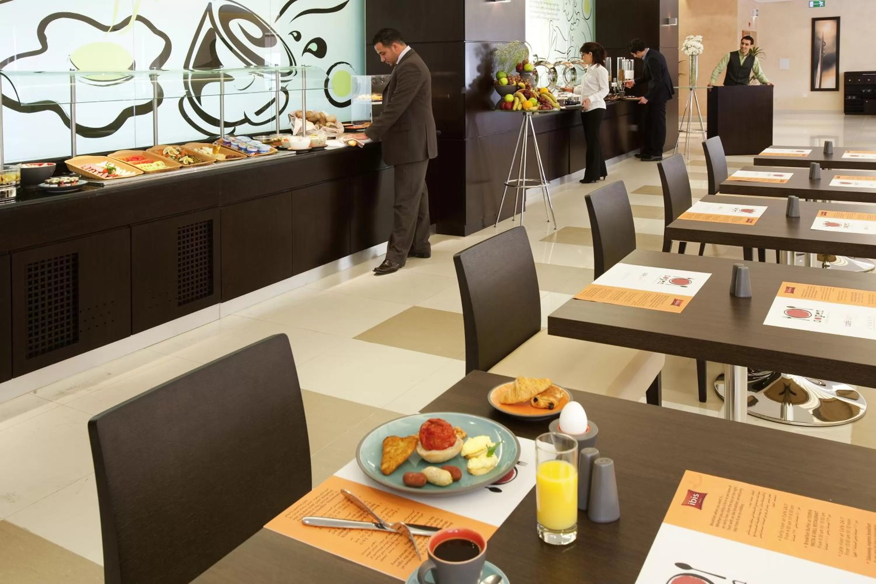 Restaurant/places to eat in ibis Amman