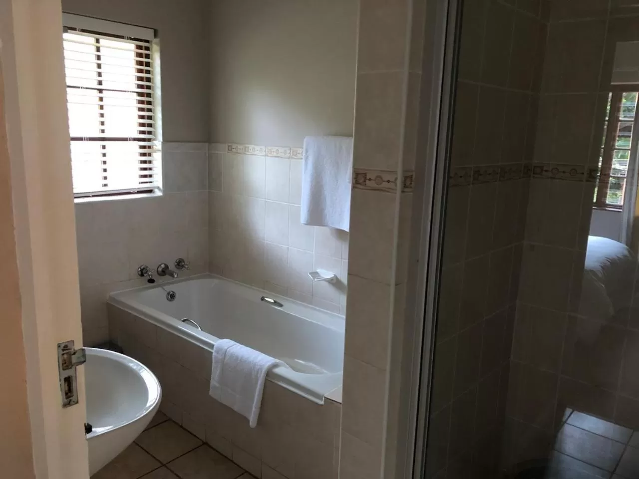 Bathroom in Gooderson Knysna Chalets