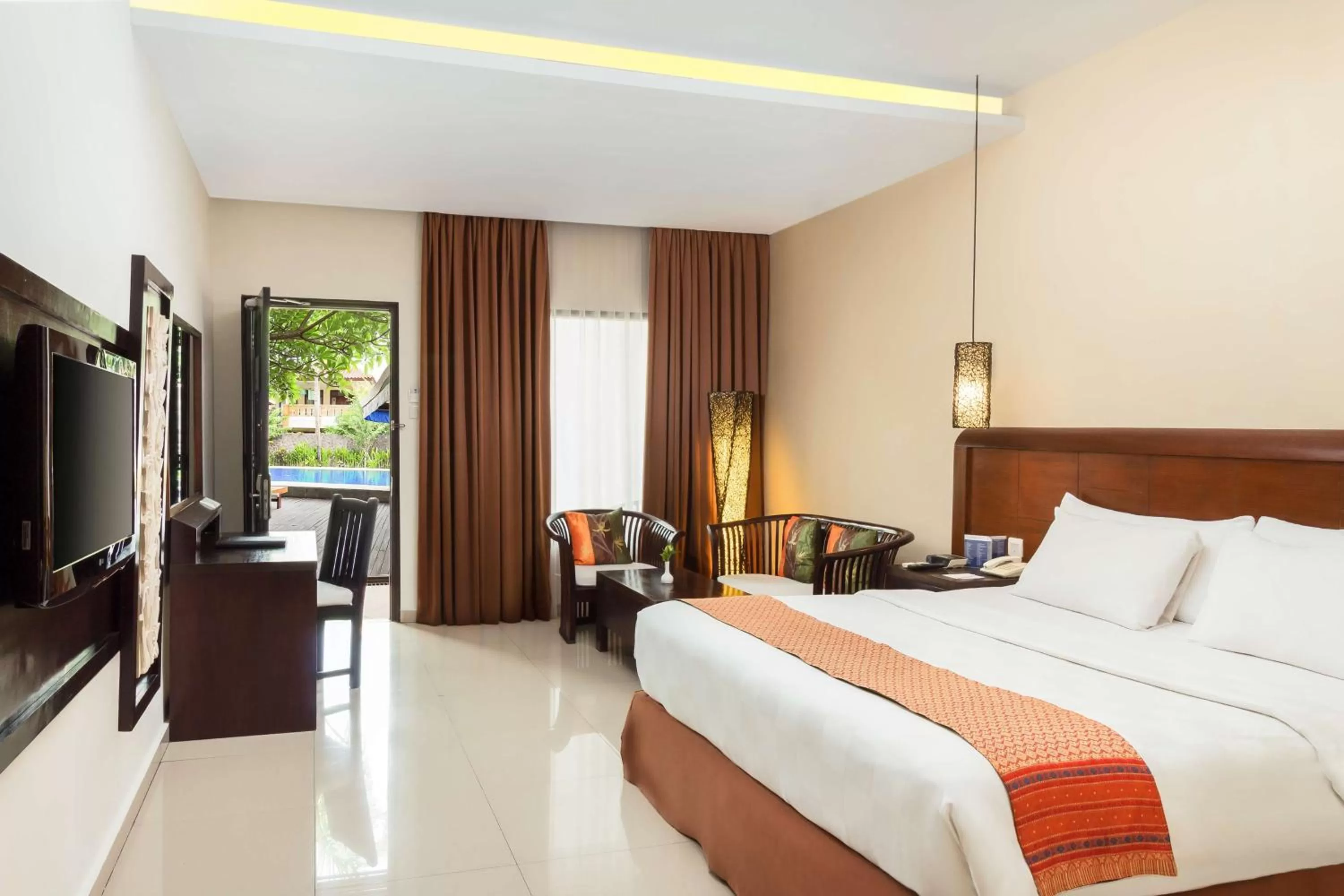 Deluxe King Room - Non-Smoking - Pool Access in Best Western Resort Kuta