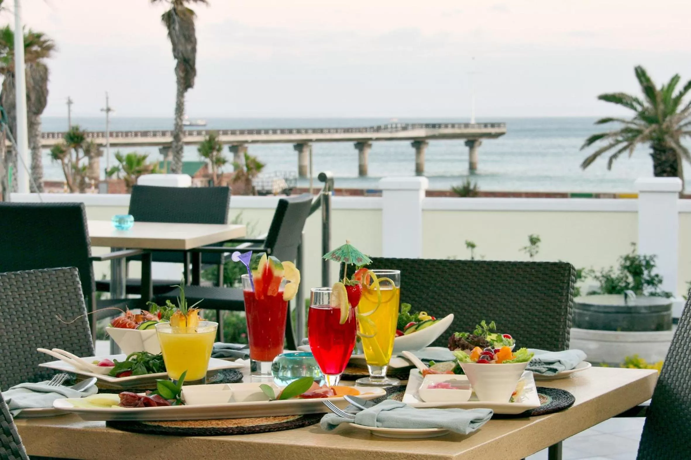 Restaurant/places to eat in The Beach Hotel