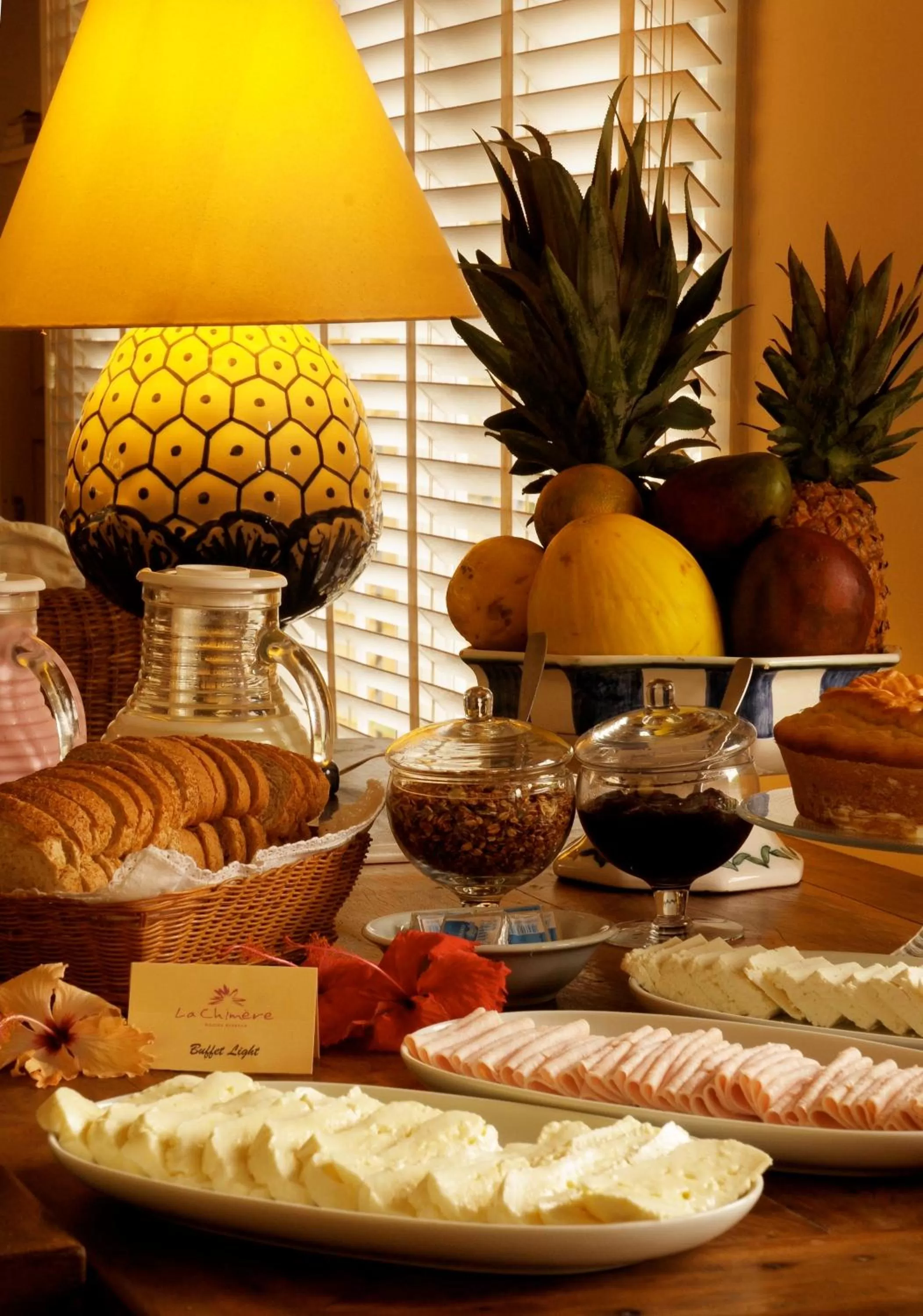 Food and drinks in La Chimère Buzios Essence