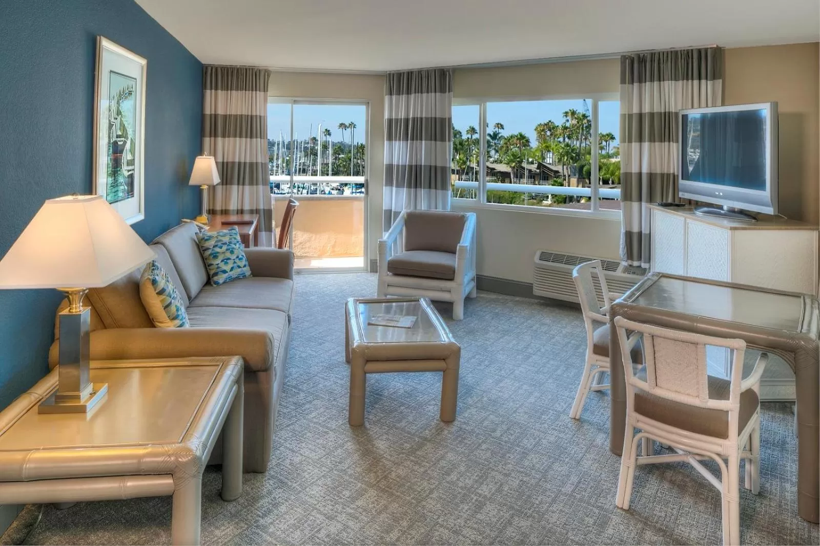 One Bedroom Suite in Bay Club Hotel and Marina