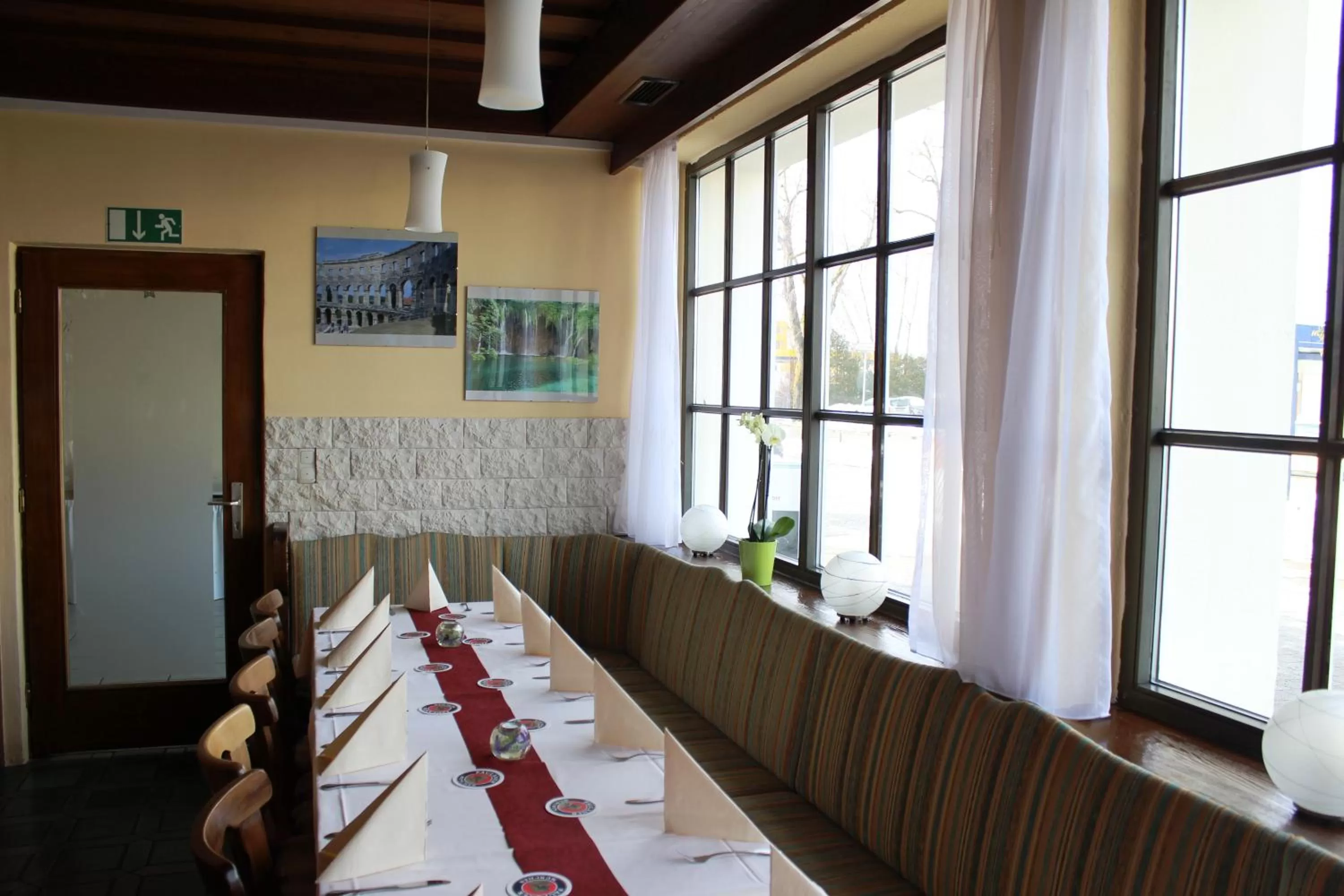 Restaurant/places to eat in Motel Füssen im Allgäu