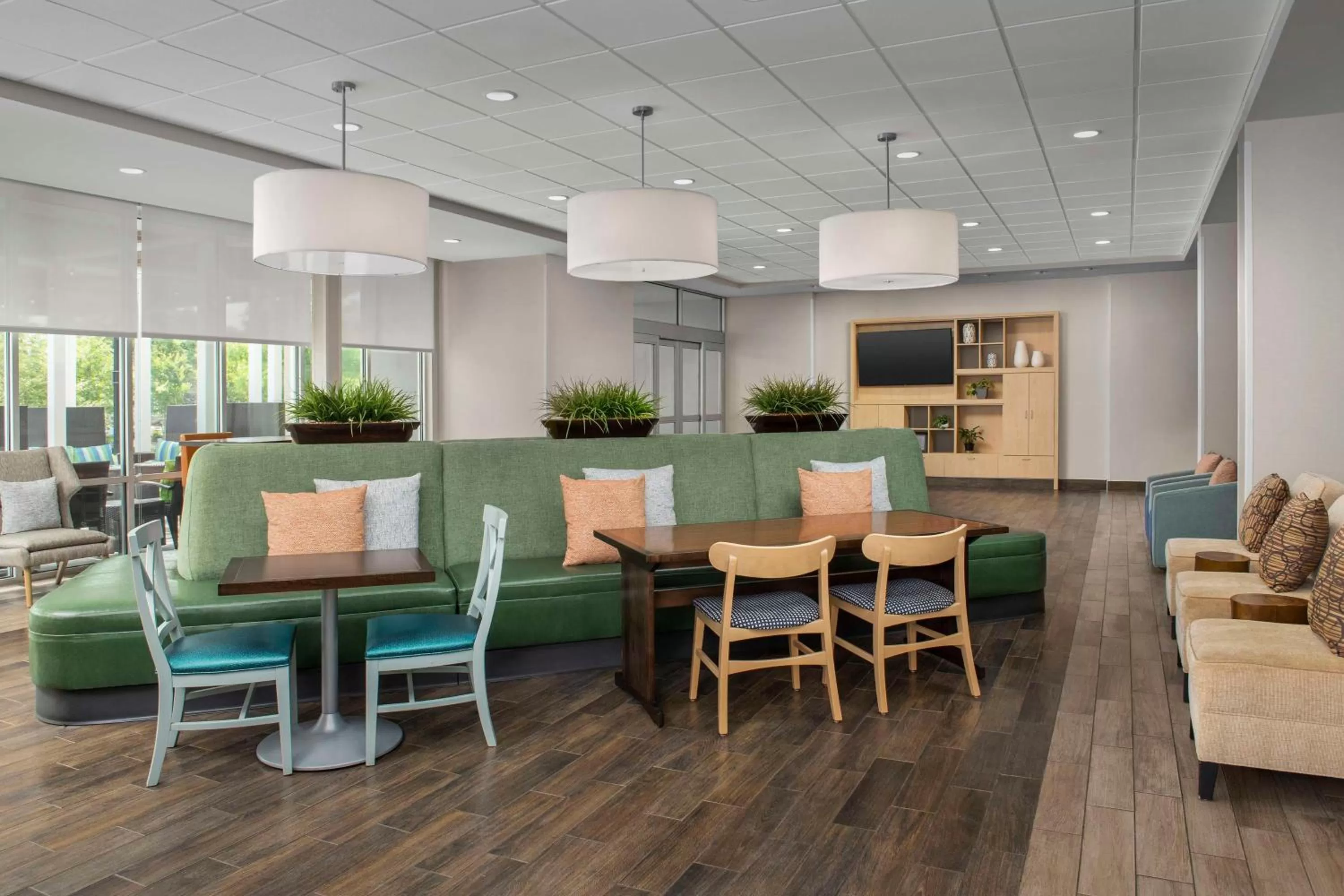 Lobby or reception in Home2 Suites By Hilton Summerville