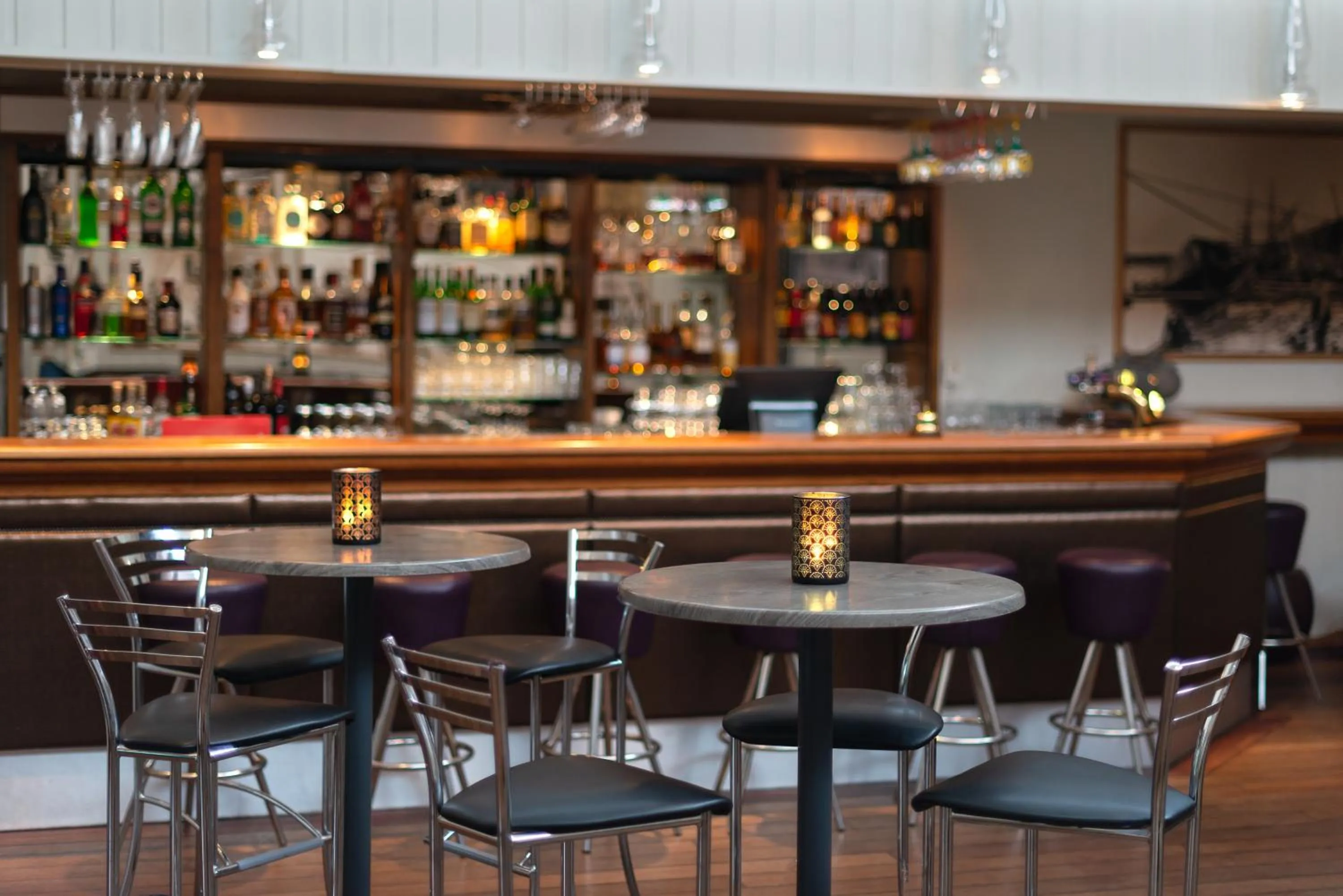 Lounge or bar in Quality Hotel Leangkollen