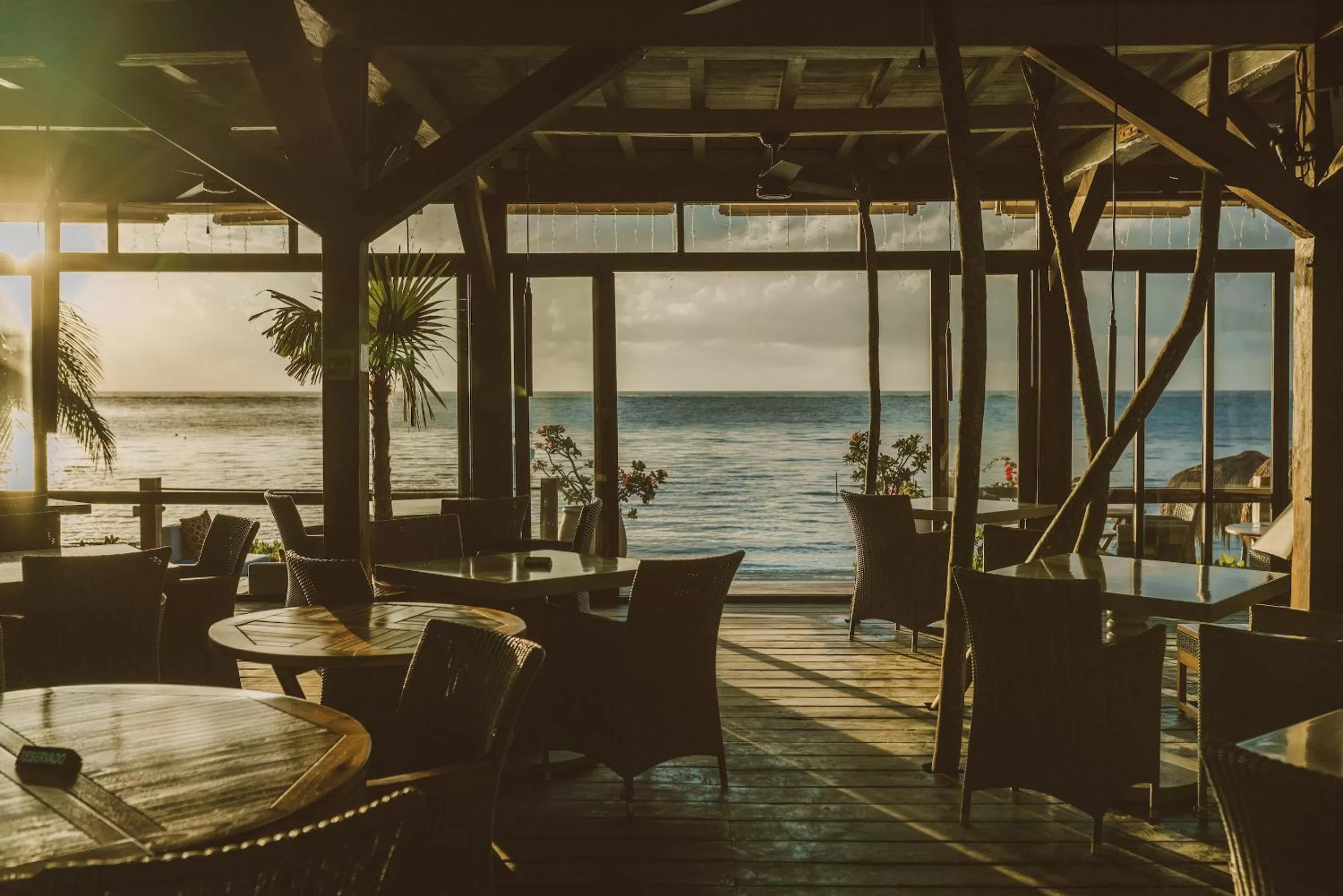 Dining area in Jashita Hotel