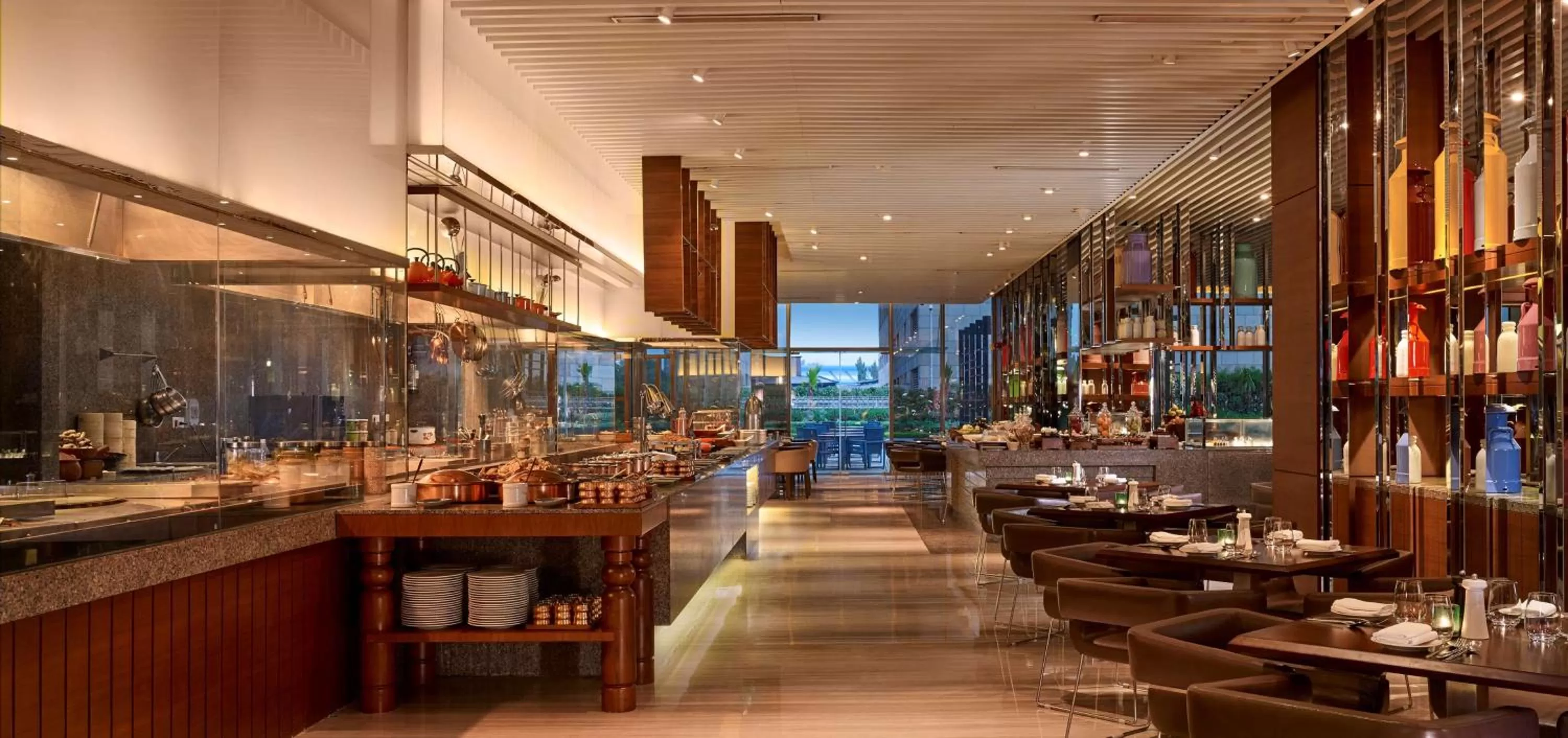 Restaurant/places to eat in Hyatt Regency Chandigarh