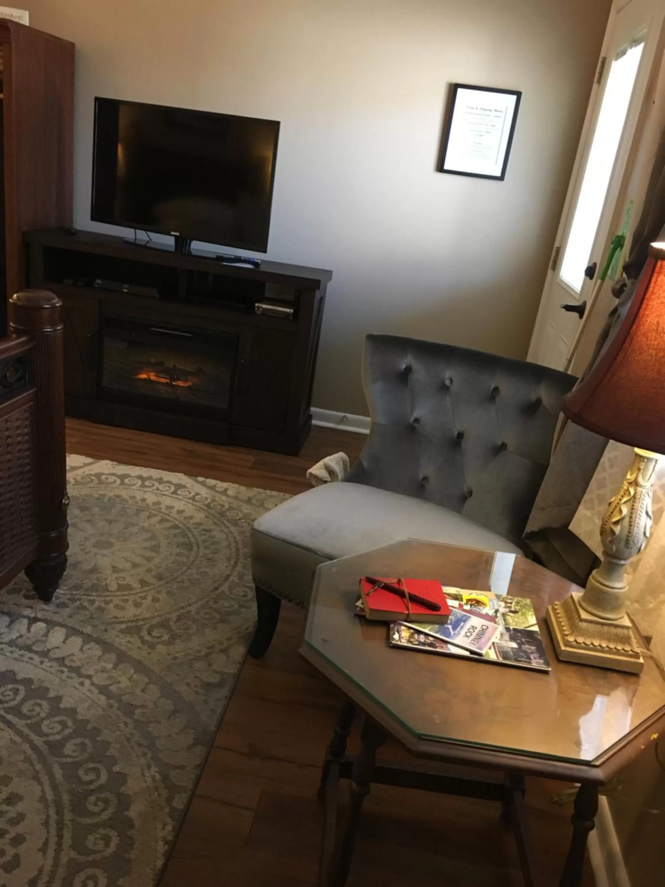 Photo of the whole room in Grafton Lodge