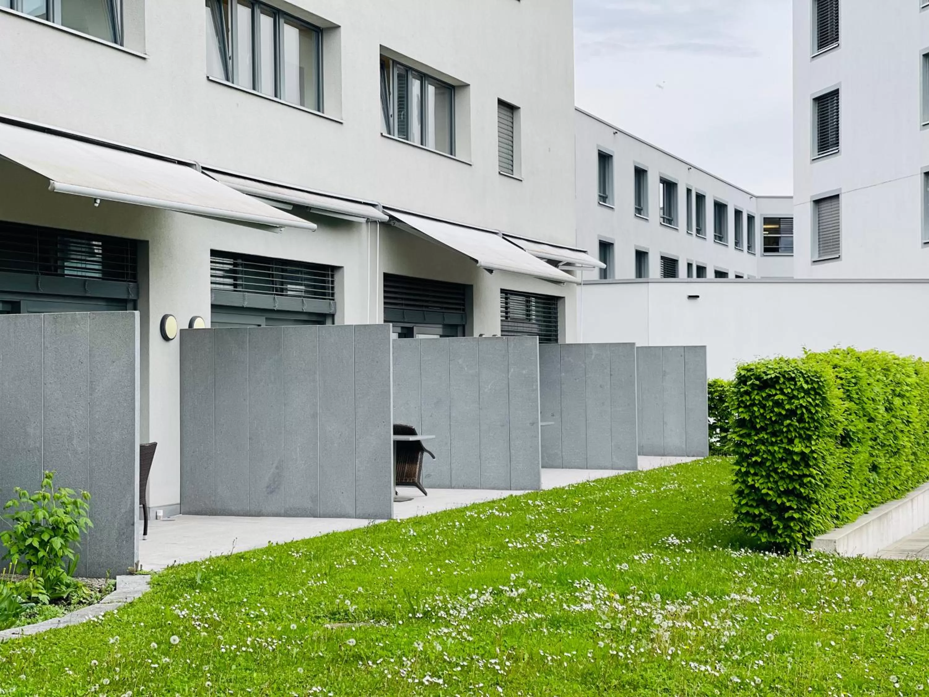 Property building in Hotel Swiss Bellevue