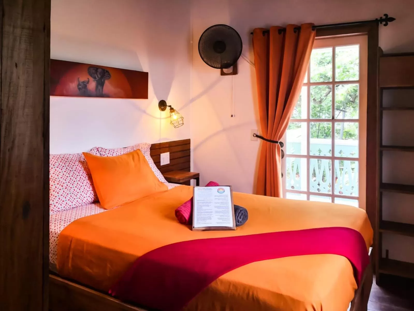 Bedroom, Bed in Barrbra BnB Over The Sea