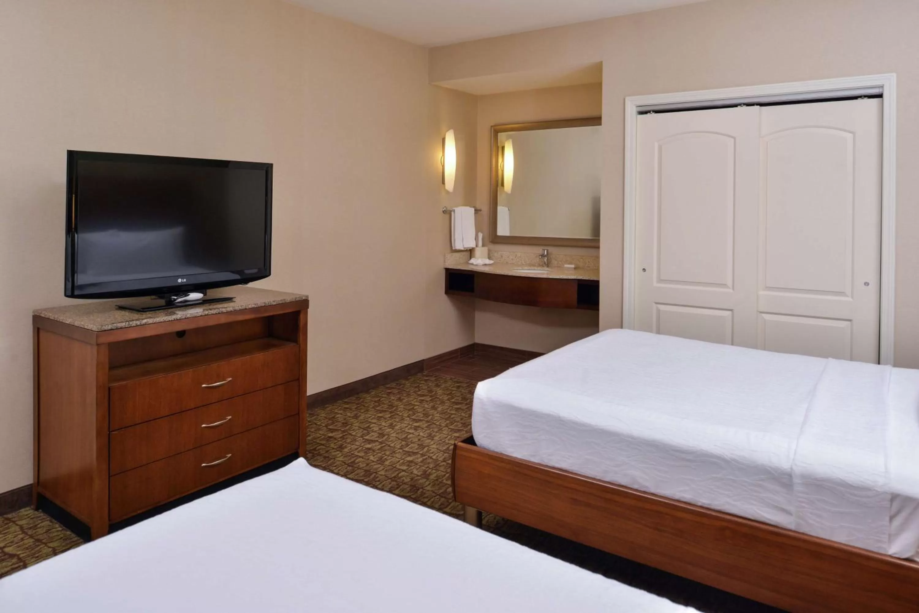 Bedroom, Bed in Hilton Garden Inn Boise Spectrum