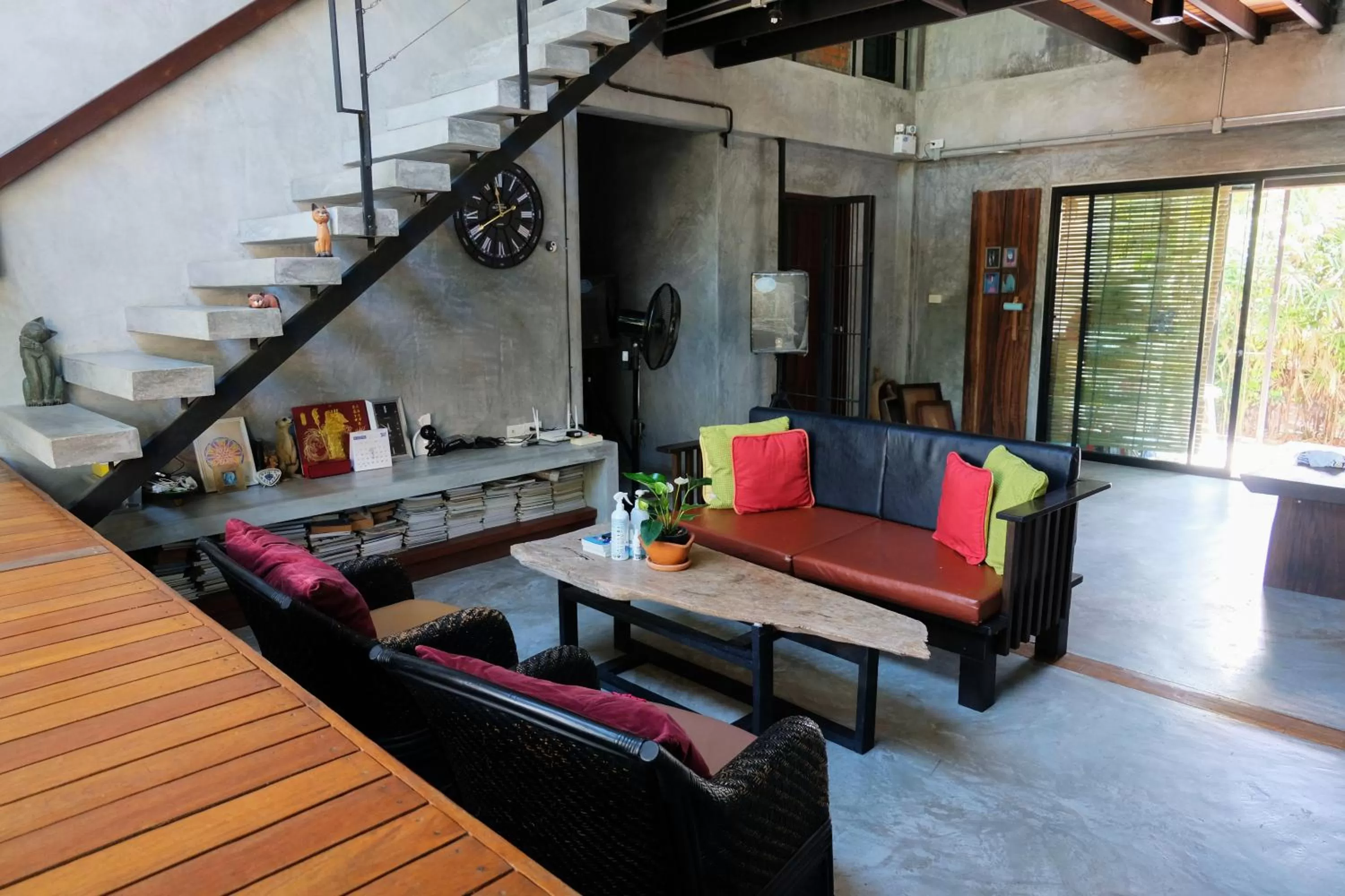 Communal lounge/ TV room, Seating Area in Aonang Third Place Hometel