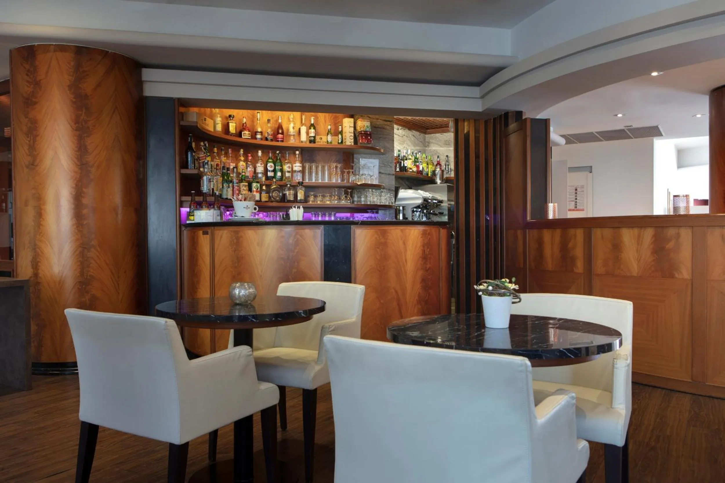 Lounge or bar in Smart Hotel Holiday