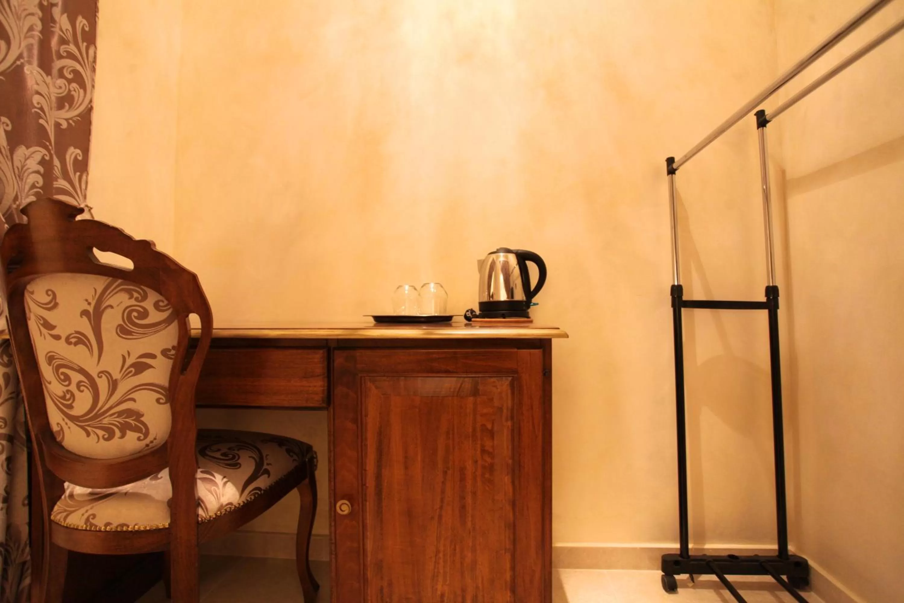 Coffee/tea facilities in B&B Roma Royal Residence