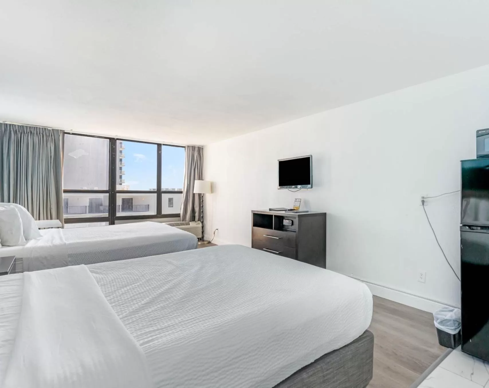 Bedroom in Sun N Sand Resort