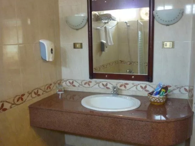 Bathroom in Philae Hotel Aswan